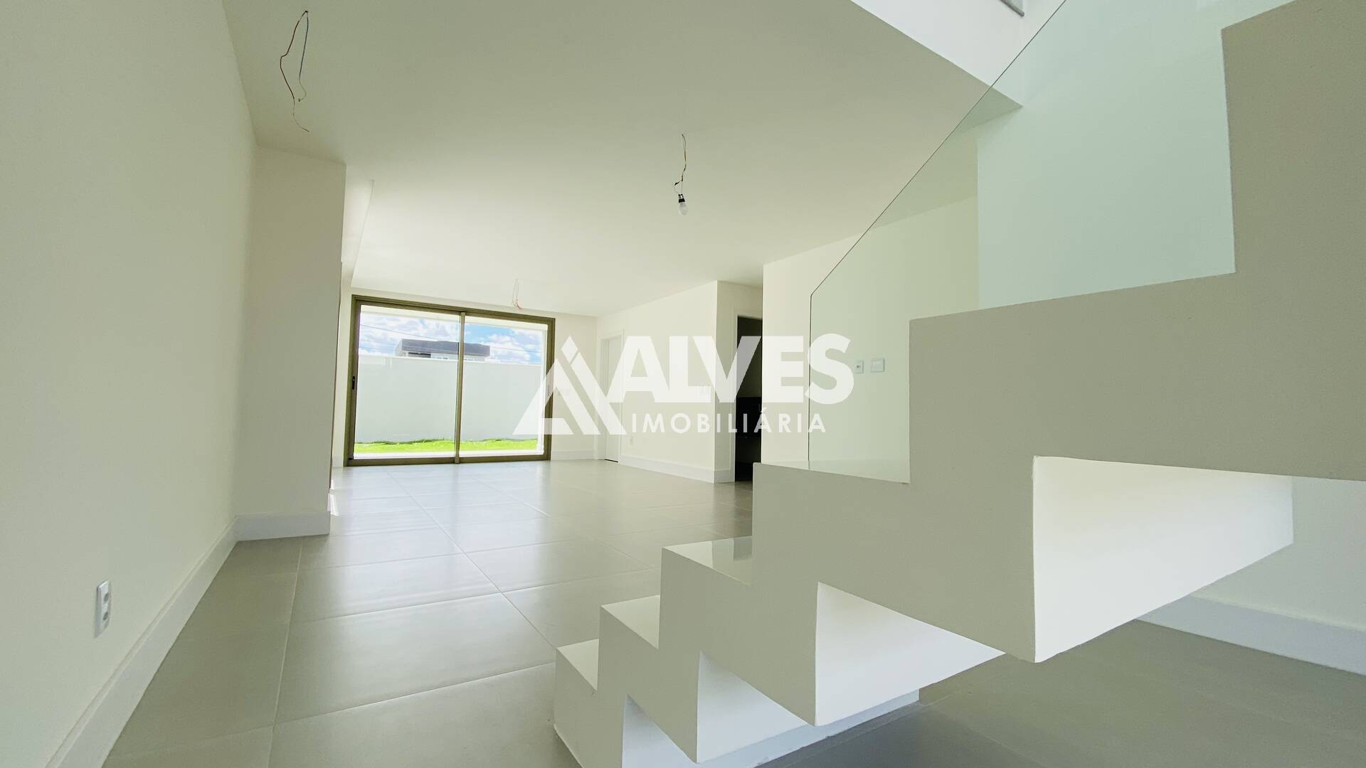 Casa de Condomínio à venda com 4 quartos, 225m² - Foto 10