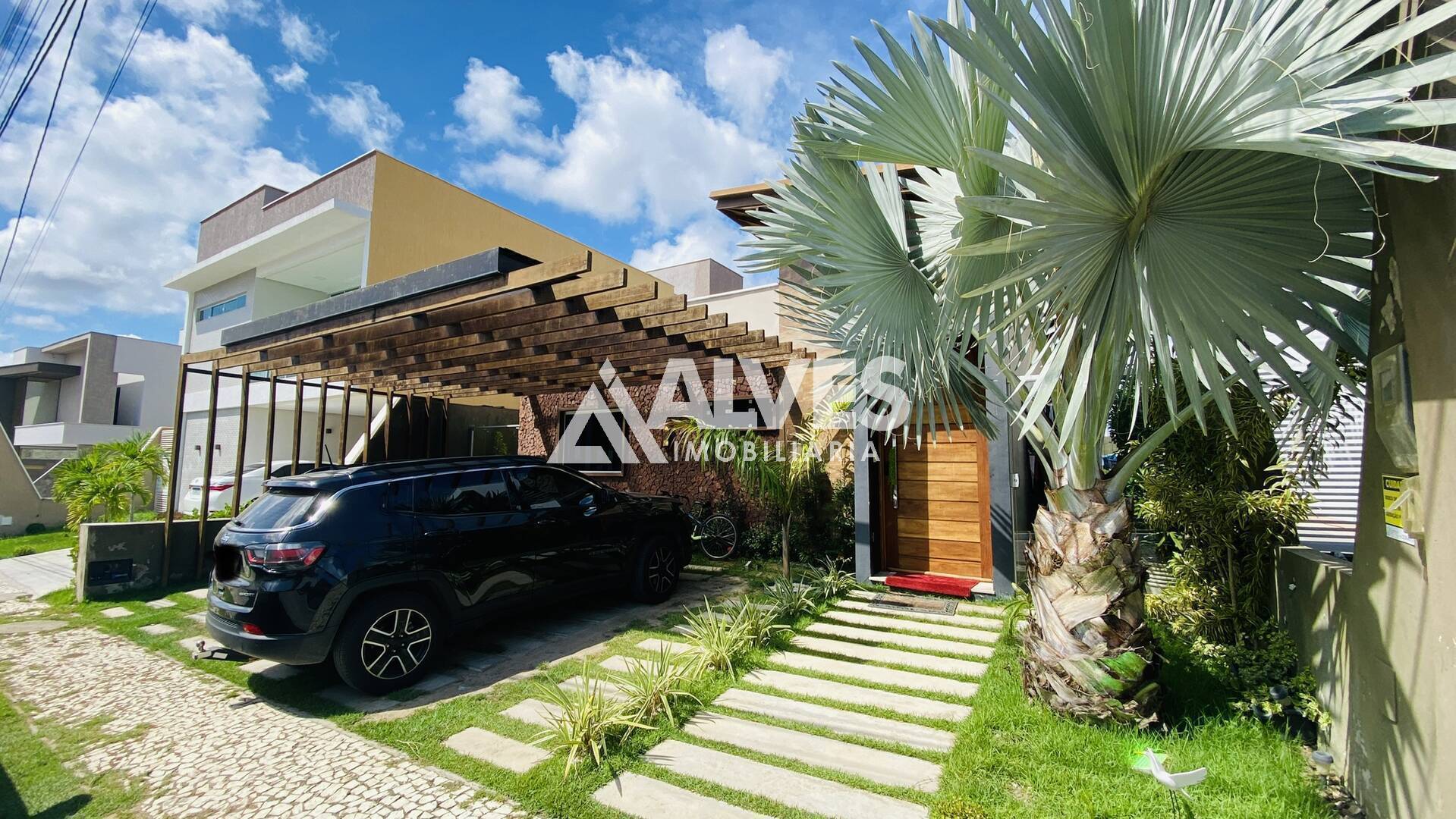 Casa de Condomínio à venda com 3 quartos, 200m² - Foto 1