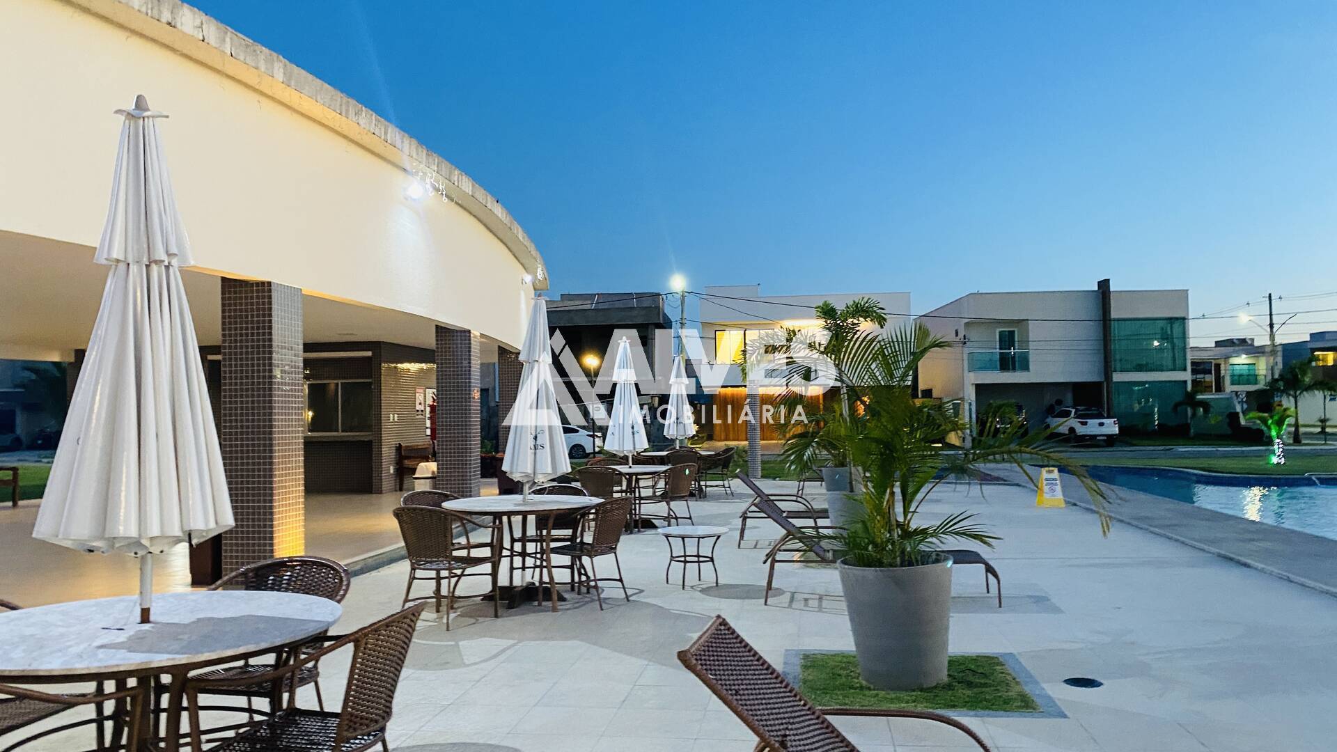 Casa de Condomínio à venda com 3 quartos, 200m² - Foto 40