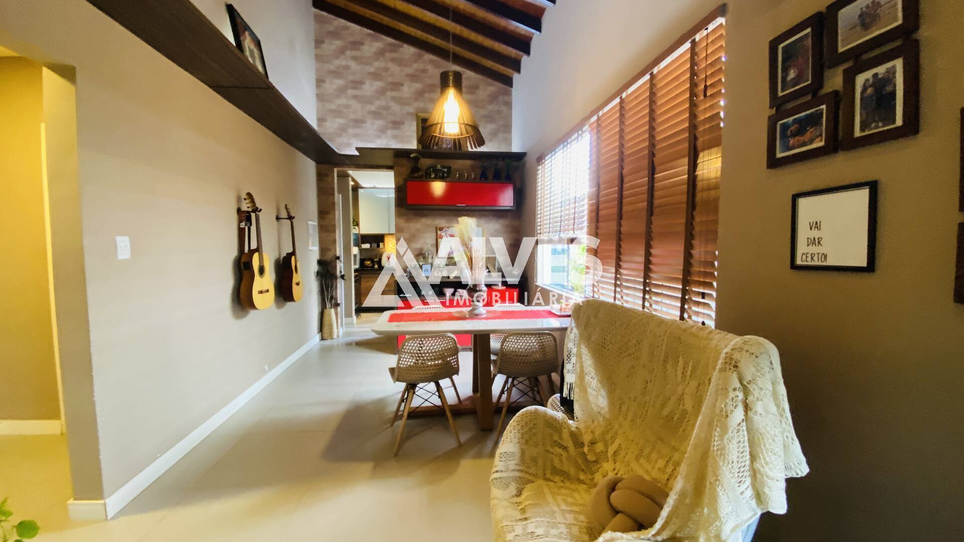 Casa de Condomínio à venda com 3 quartos, 200m² - Foto 8