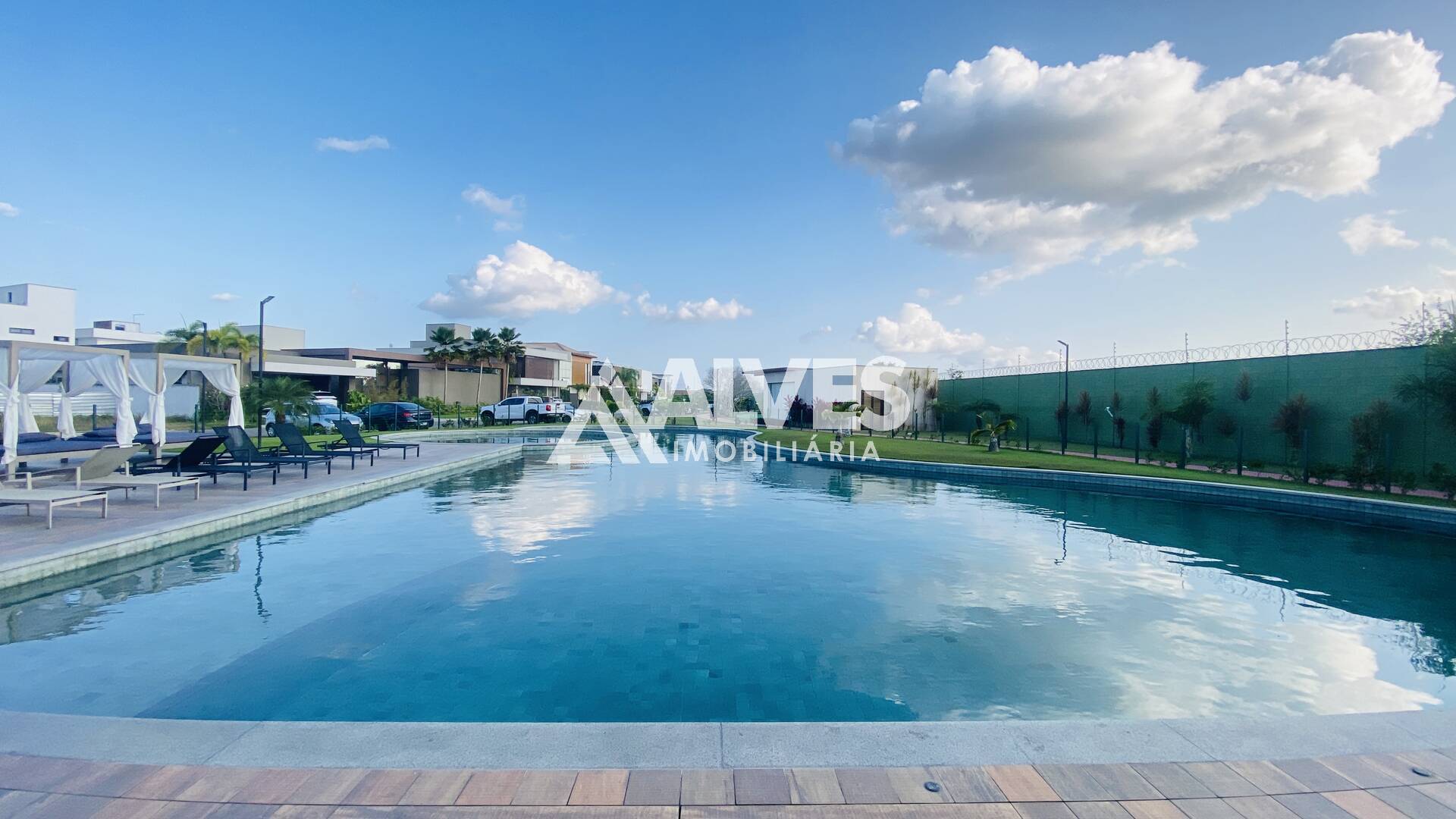 Casa de Condomínio à venda com 4 quartos, 268m² - Foto 21