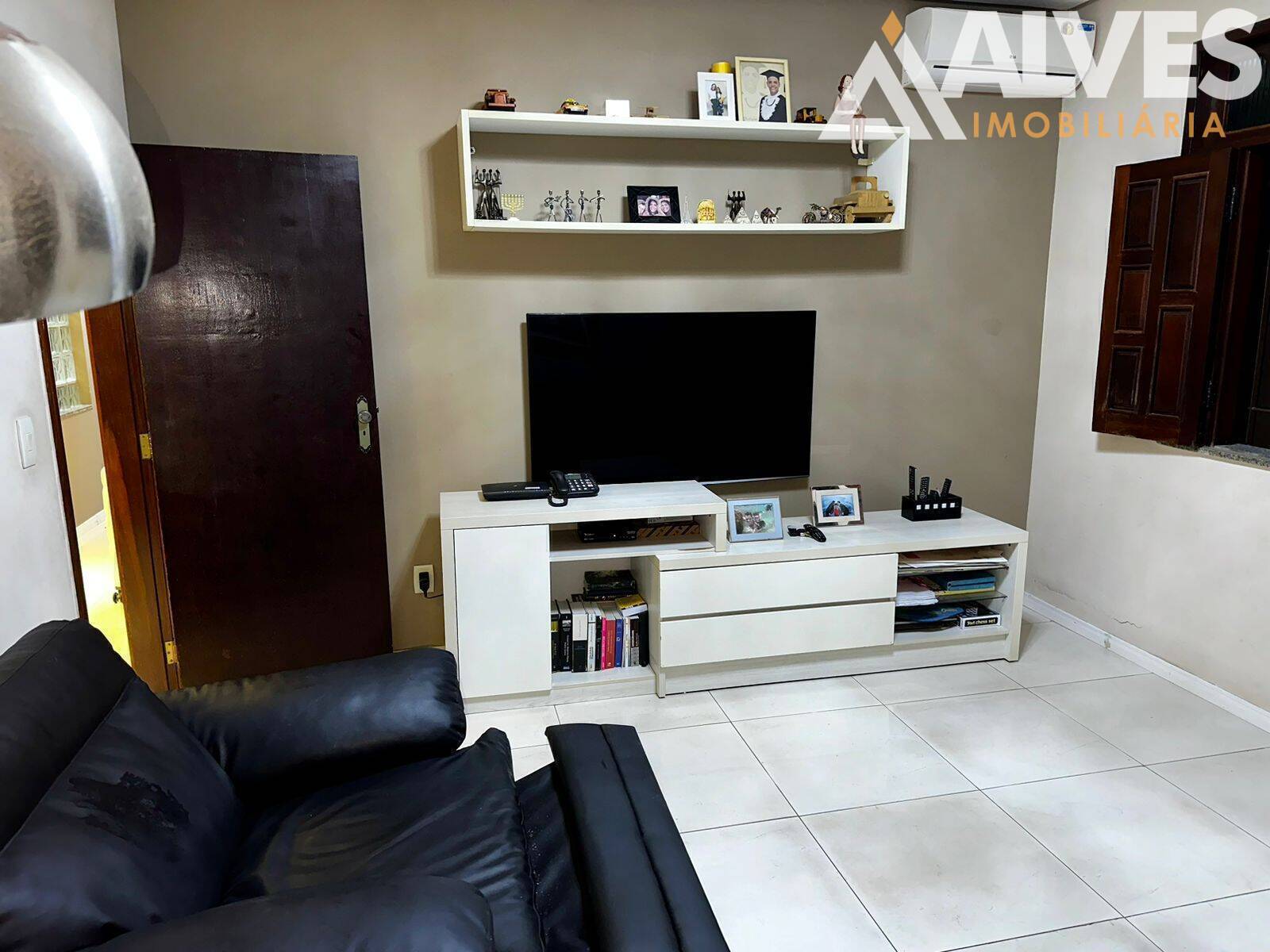 Casa, 4 quartos, 300 m² - Foto 4