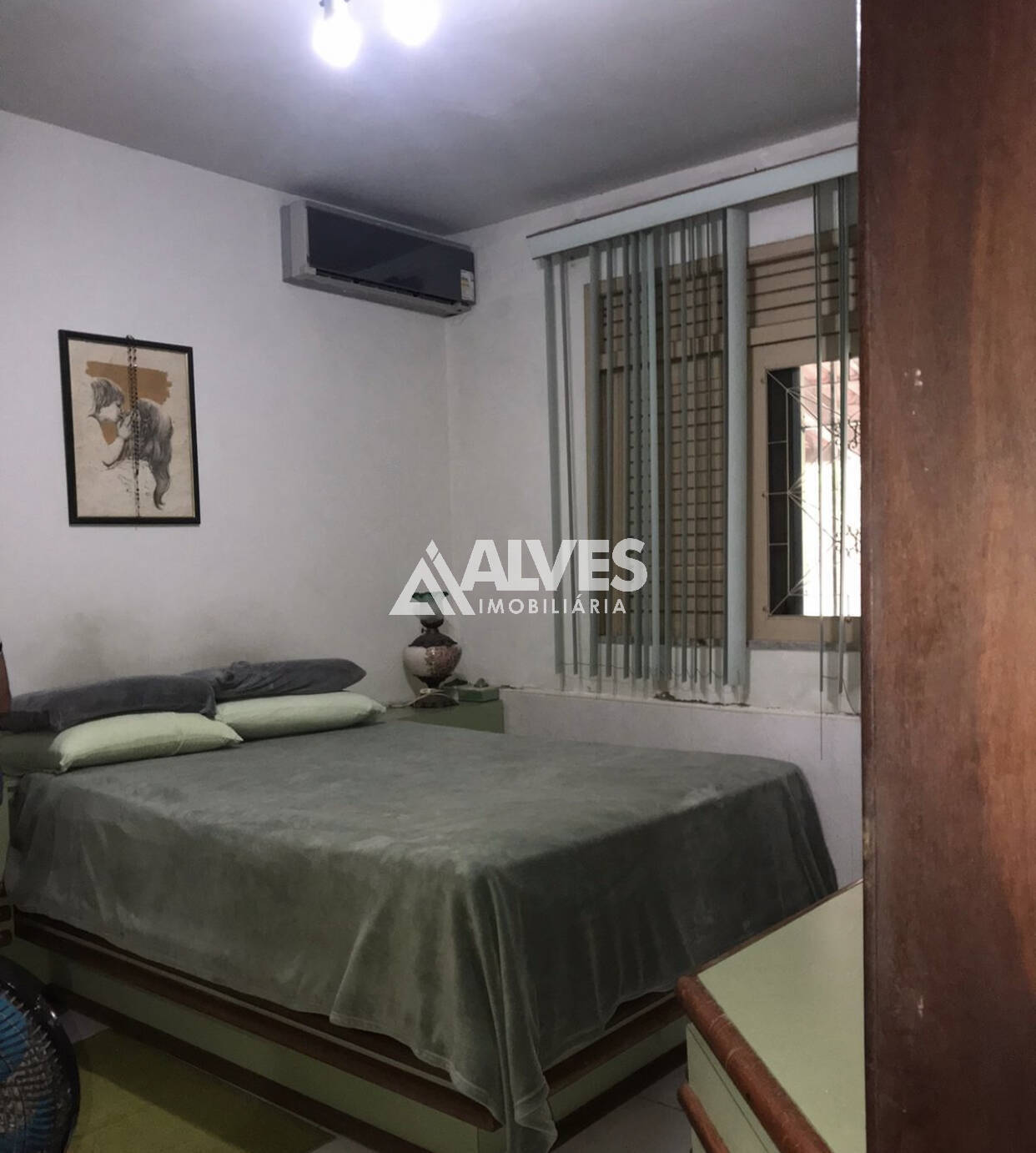 Casa à venda com 4 quartos, 200m² - Foto 28
