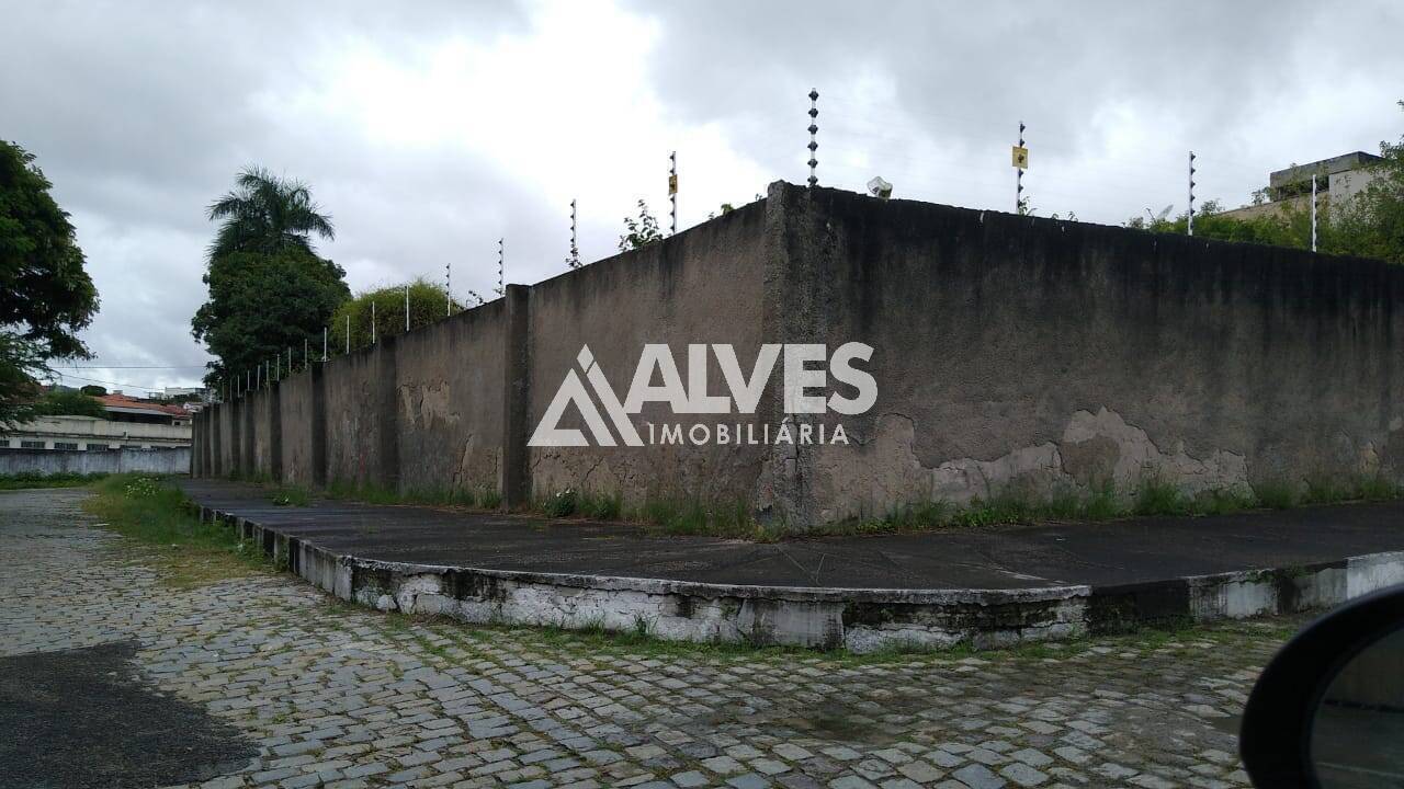 Casa à venda com 4 quartos, 200m² - Foto 48