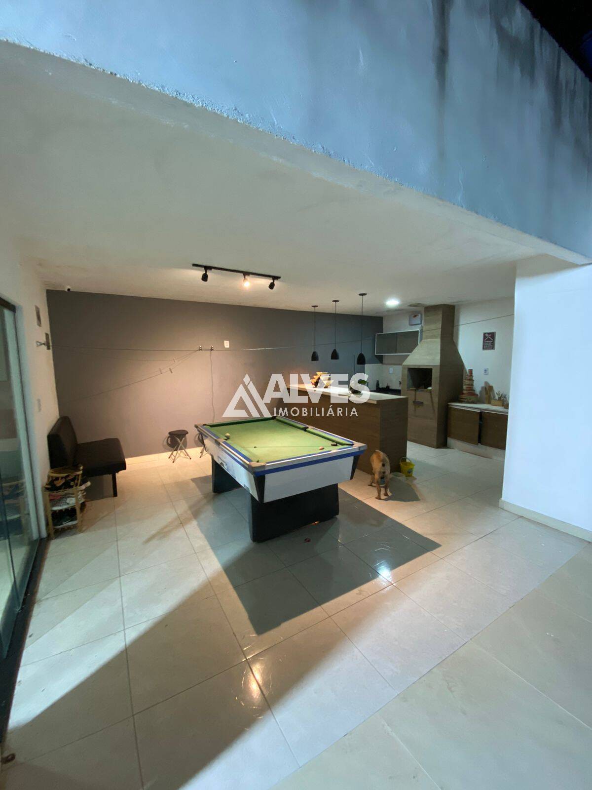 Casa à venda com 3 quartos, 150m² - Foto 2