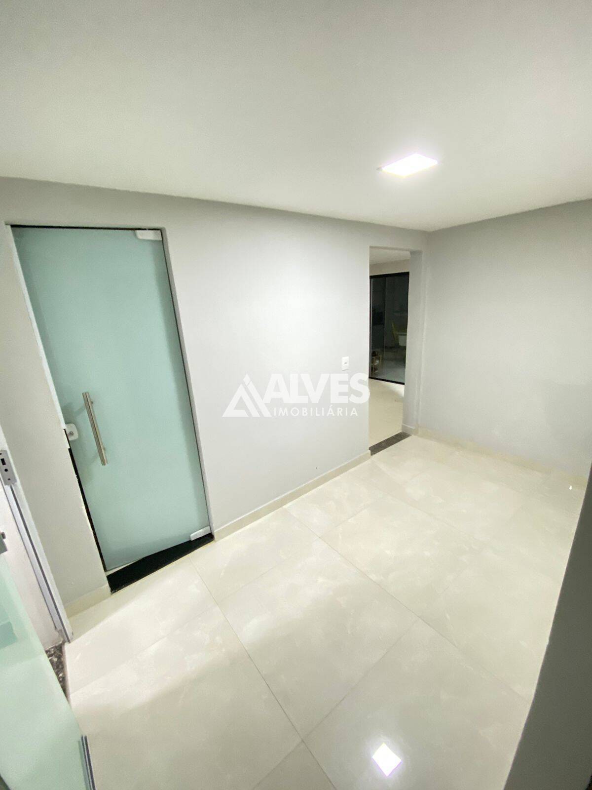 Casa à venda com 3 quartos, 150m² - Foto 5