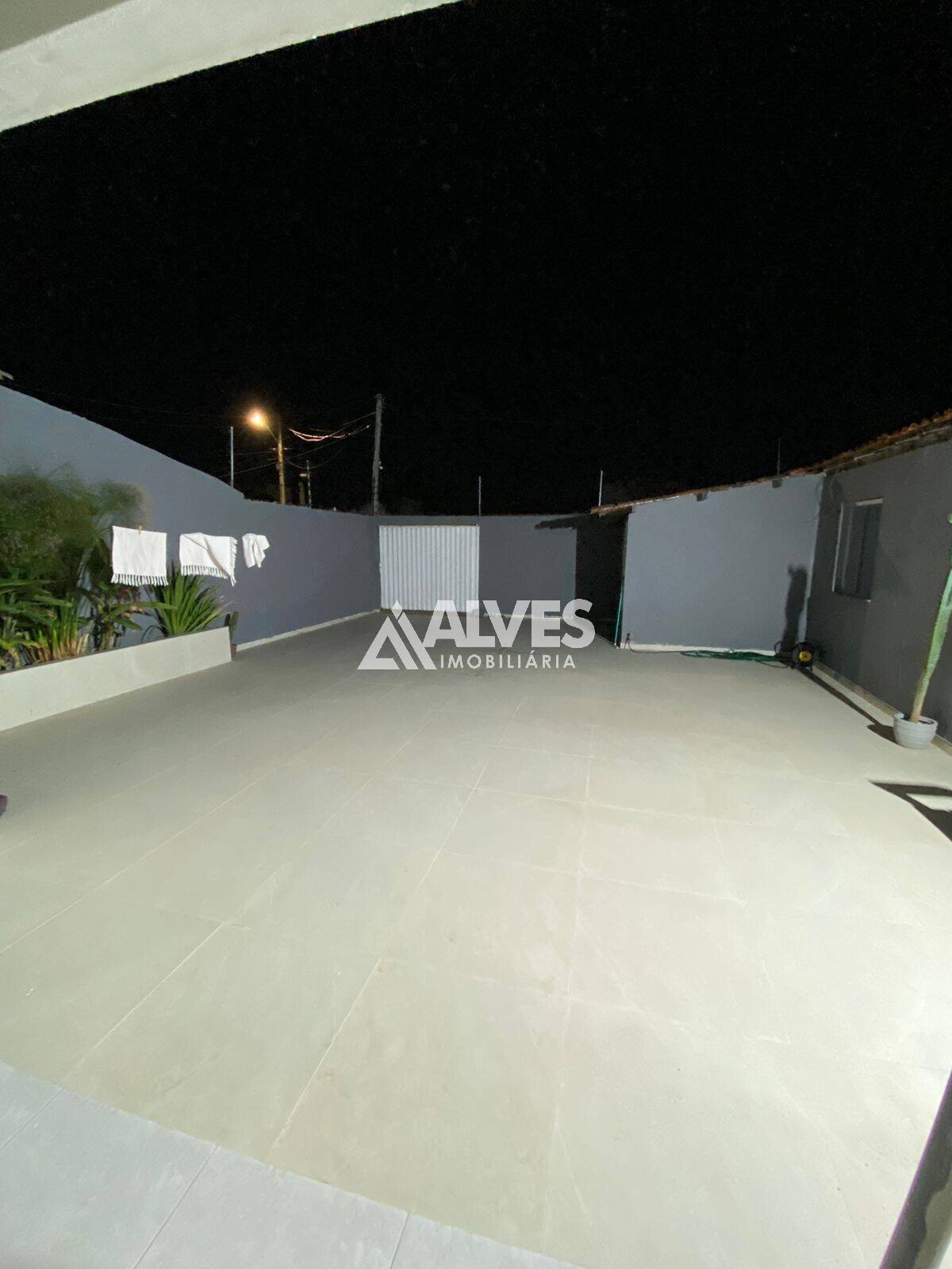 Casa à venda com 3 quartos, 150m² - Foto 3