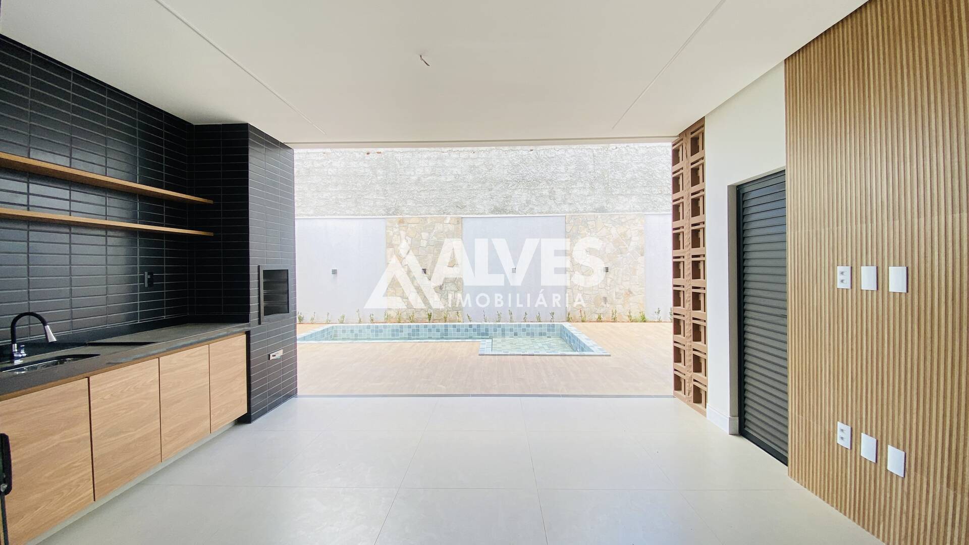 Casa de Condomínio à venda com 4 quartos, 263m² - Foto 13