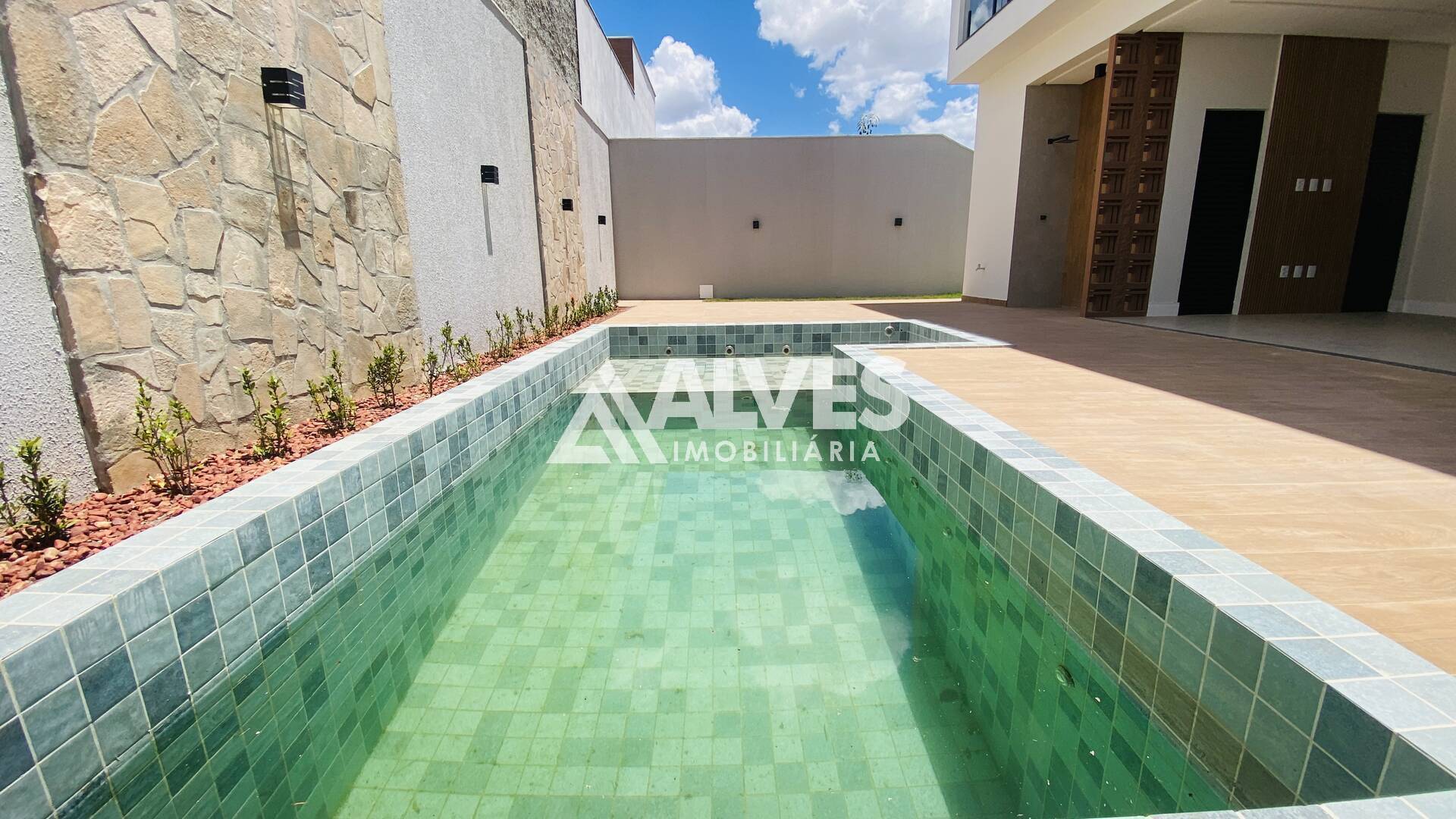 Casa de Condomínio à venda com 4 quartos, 263m² - Foto 17