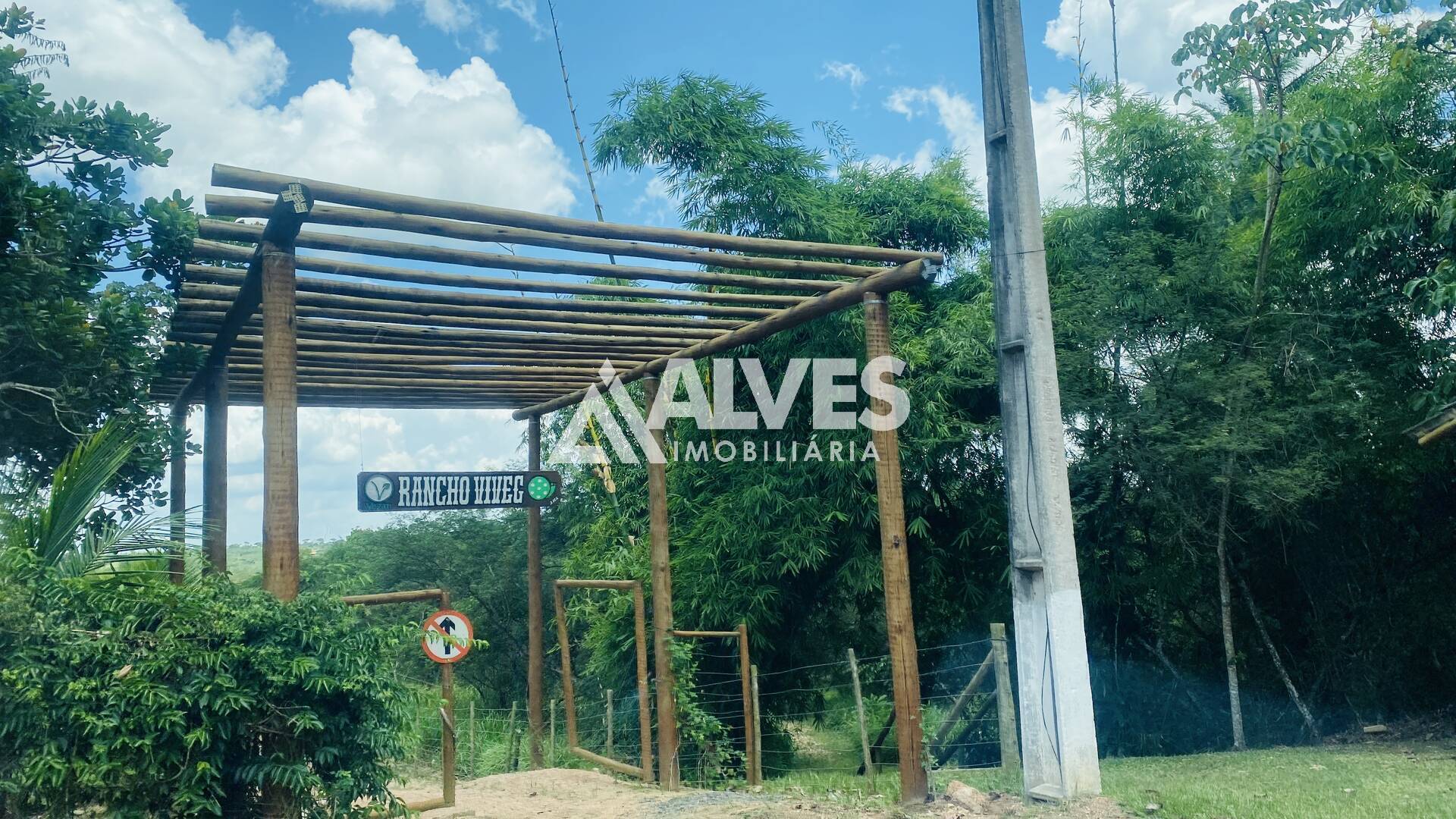 Sítio à venda com 3 quartos, 3600m² - Foto 13