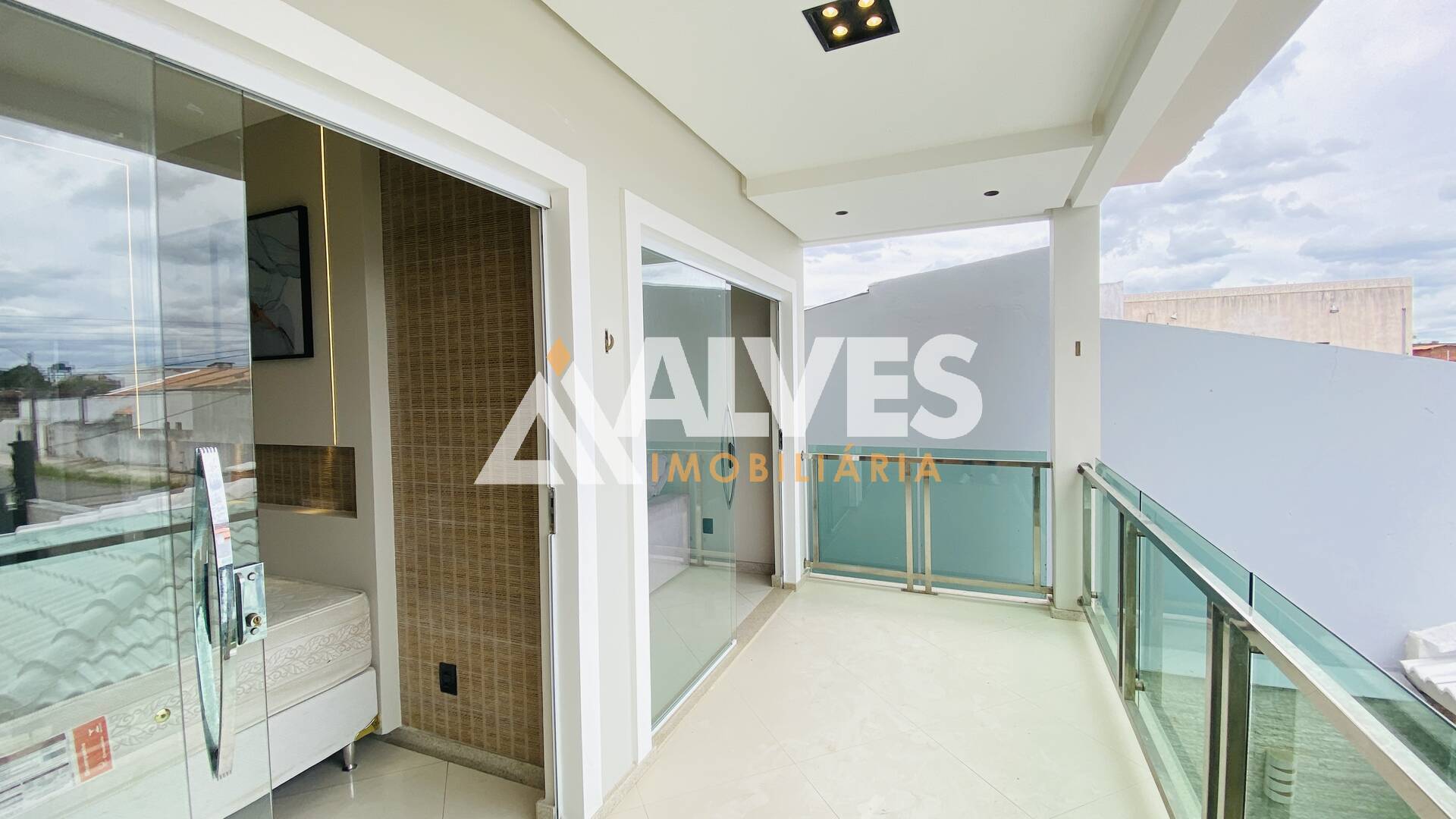 Casa, 4 quartos, 300 m² - Foto 30