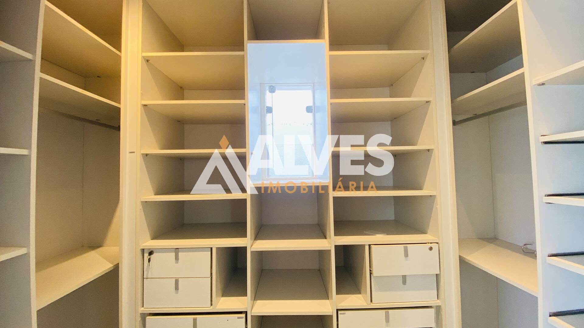 Casa, 4 quartos, 300 m² - Foto 21