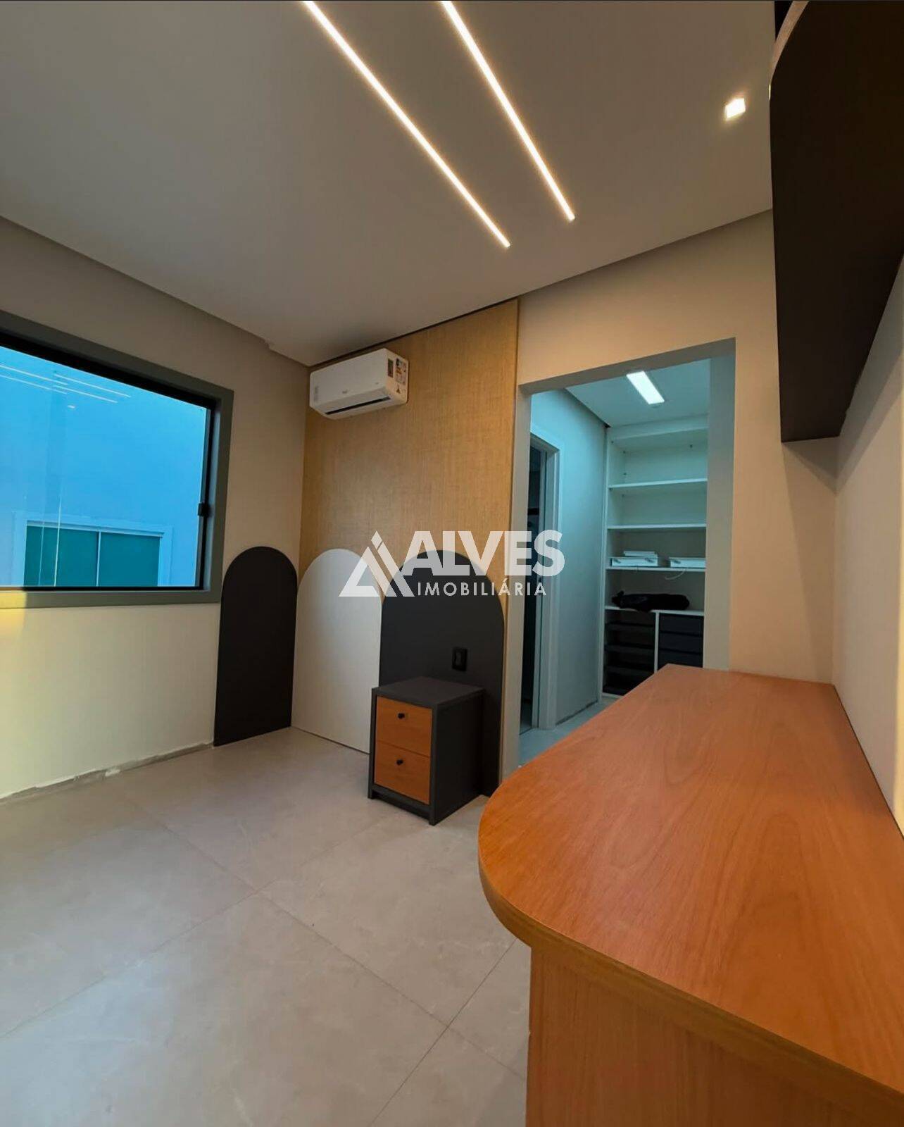 Casa de Condomínio à venda com 5 quartos, 242m² - Foto 12