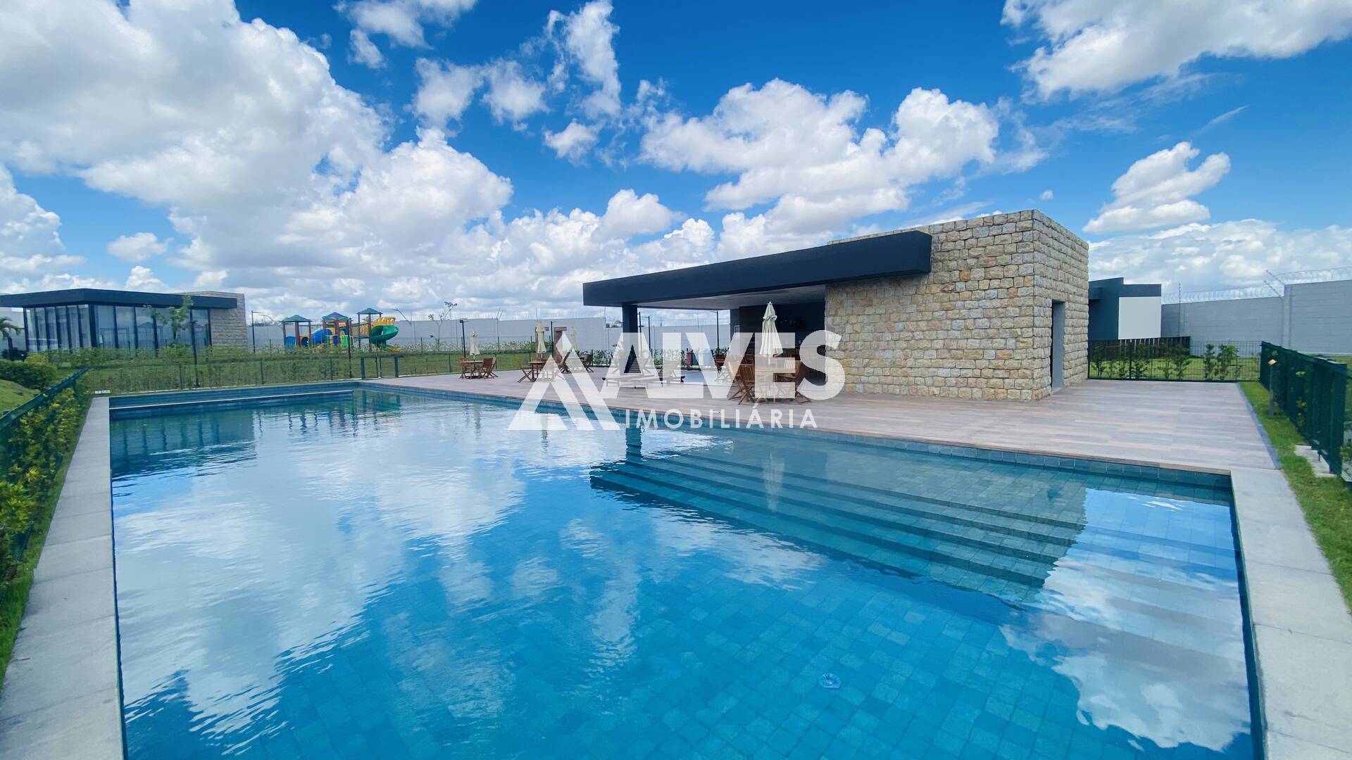 Casa de Condomínio à venda com 3 quartos, 110m² - Foto 3