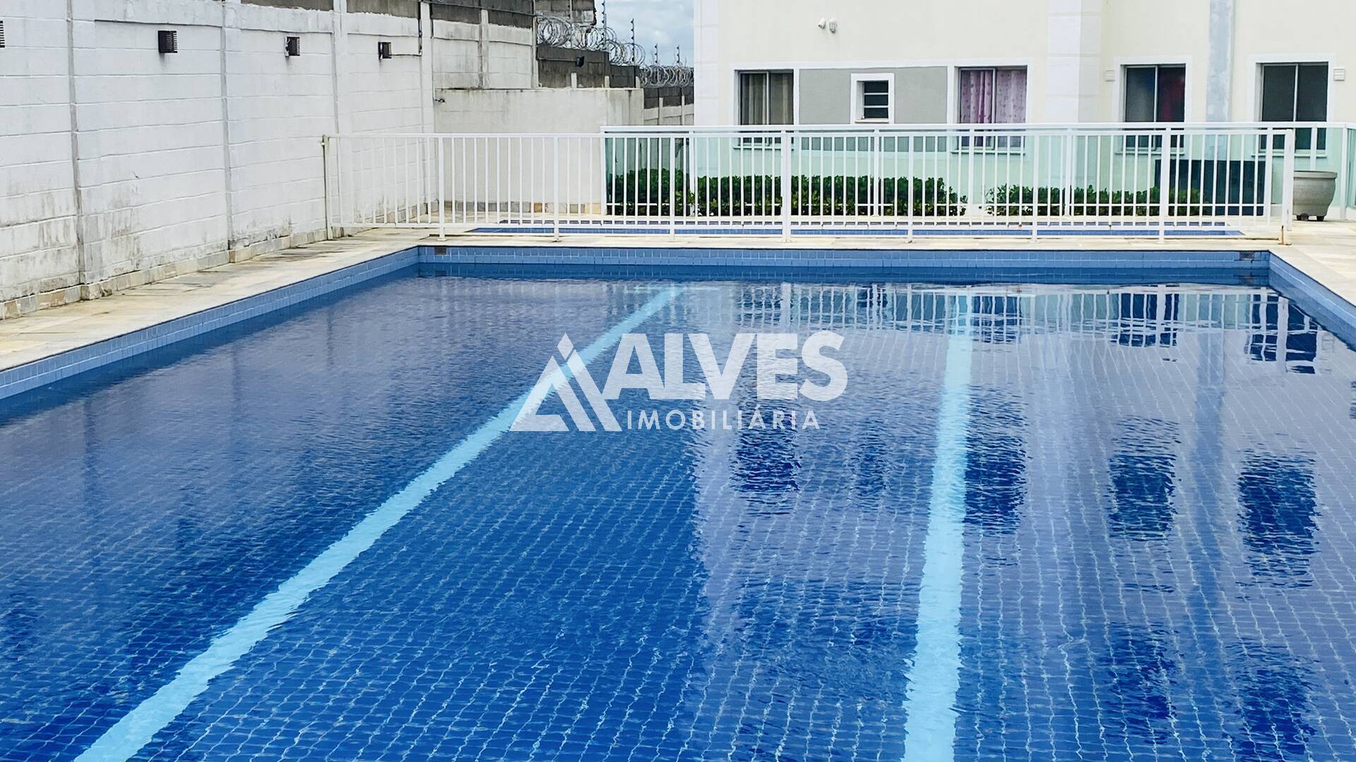 Apartamento à venda com 2 quartos, 55m² - Foto 3
