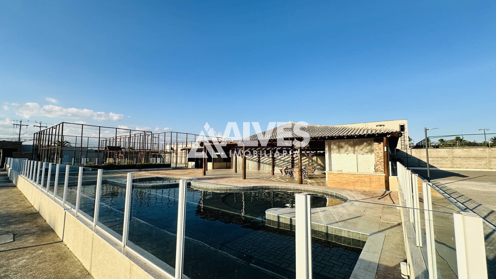 Casa de Condomínio à venda com 4 quartos, 165m² - Foto 23