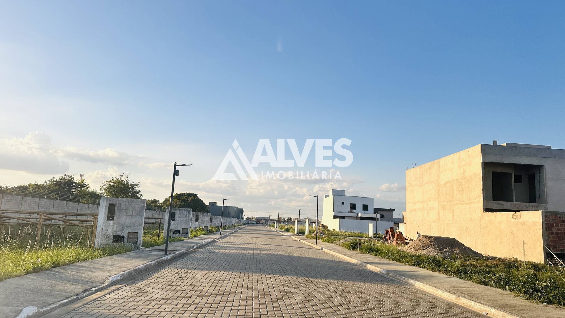Casa de Condomínio à venda com 4 quartos, 165m² - Foto 13