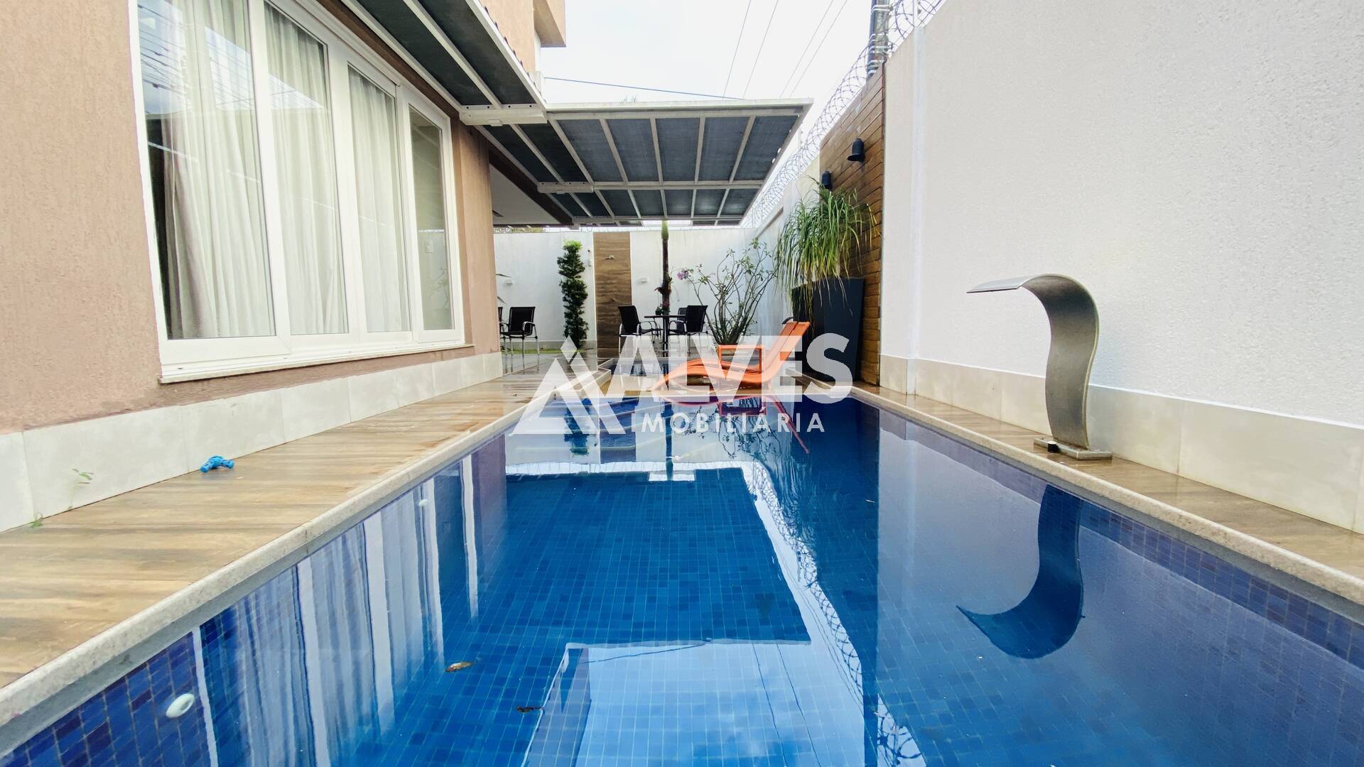 Casa de Condomínio à venda com 4 quartos, 372m² - Foto 16