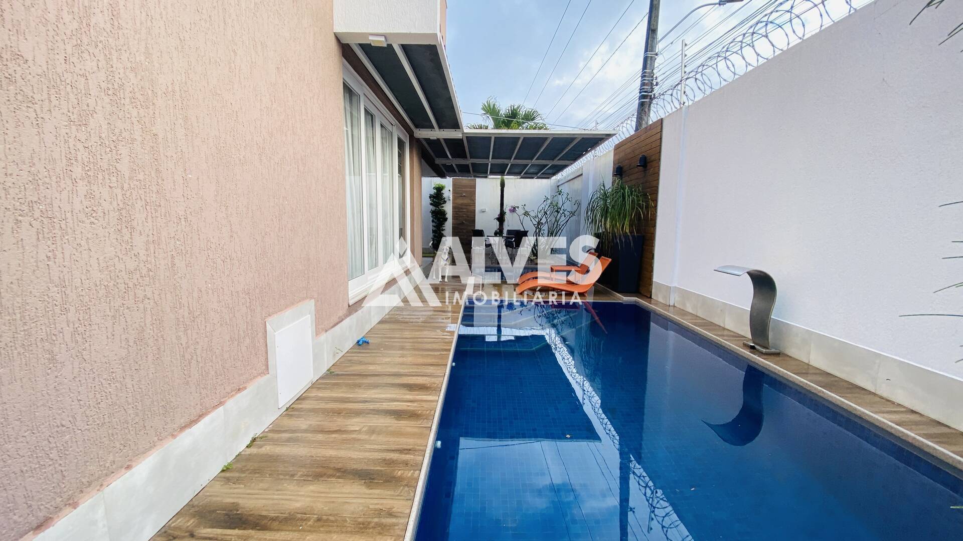 Casa de Condomínio à venda com 4 quartos, 372m² - Foto 15