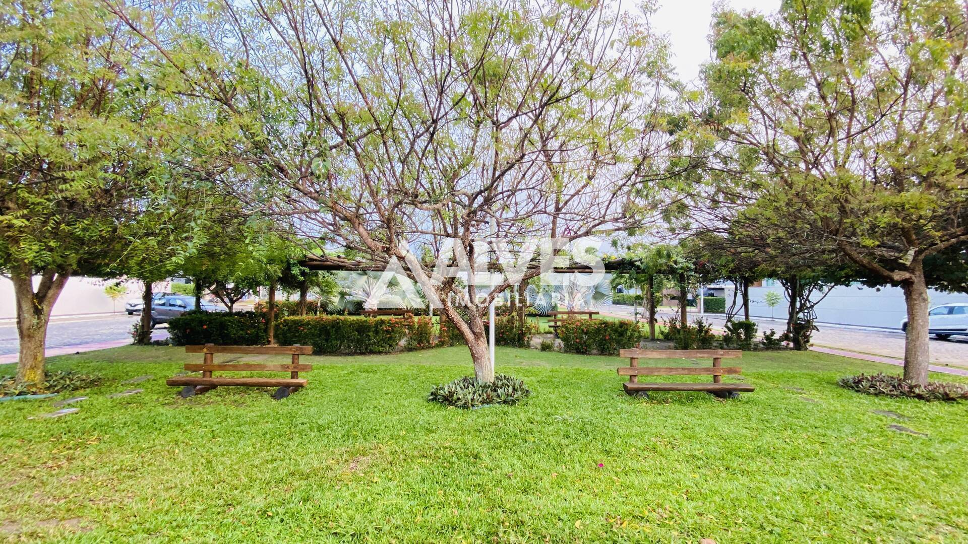 Casa de Condomínio à venda com 4 quartos, 372m² - Foto 36
