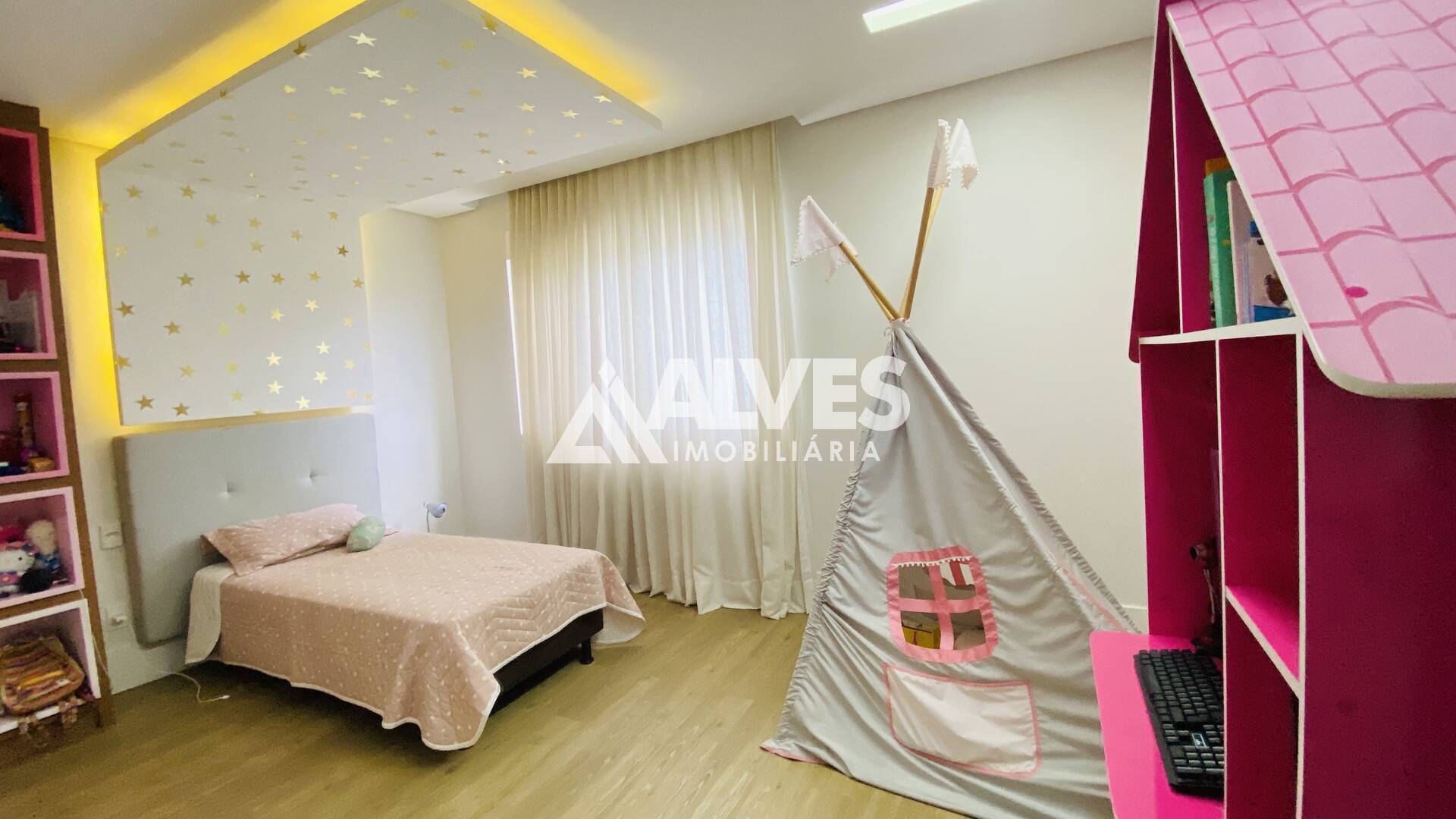 Casa de Condomínio à venda com 4 quartos, 372m² - Foto 23
