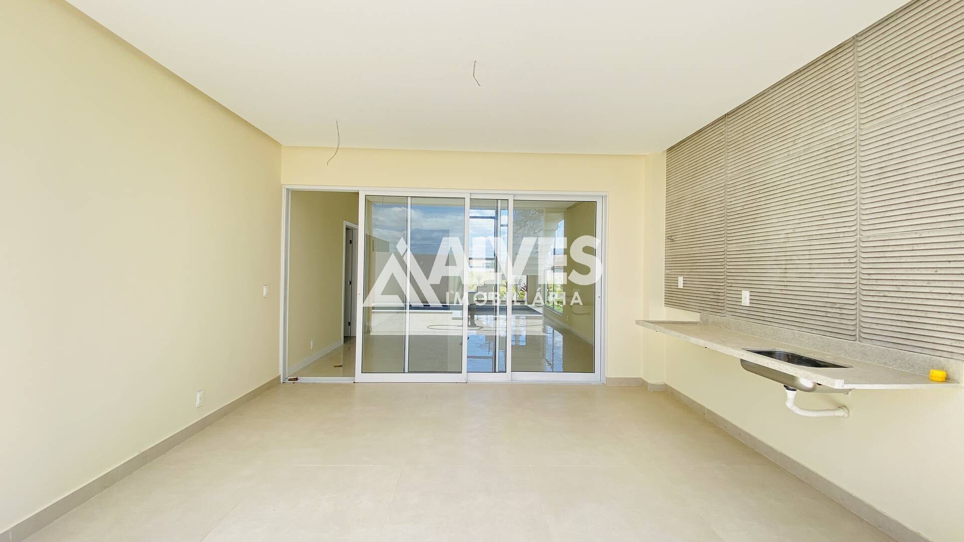 Casa de Condomínio à venda com 4 quartos, 244m² - Foto 13