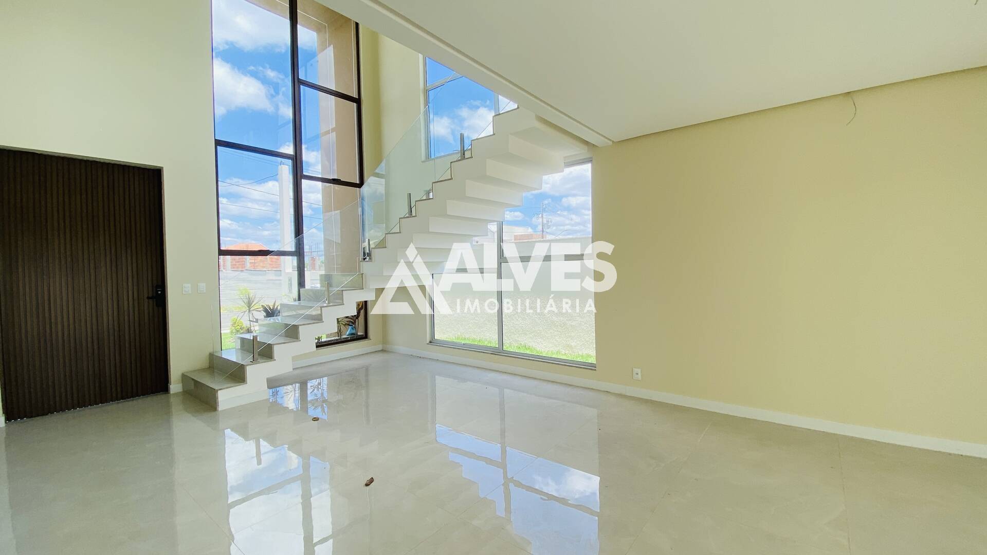 Casa de Condomínio à venda com 4 quartos, 244m² - Foto 8