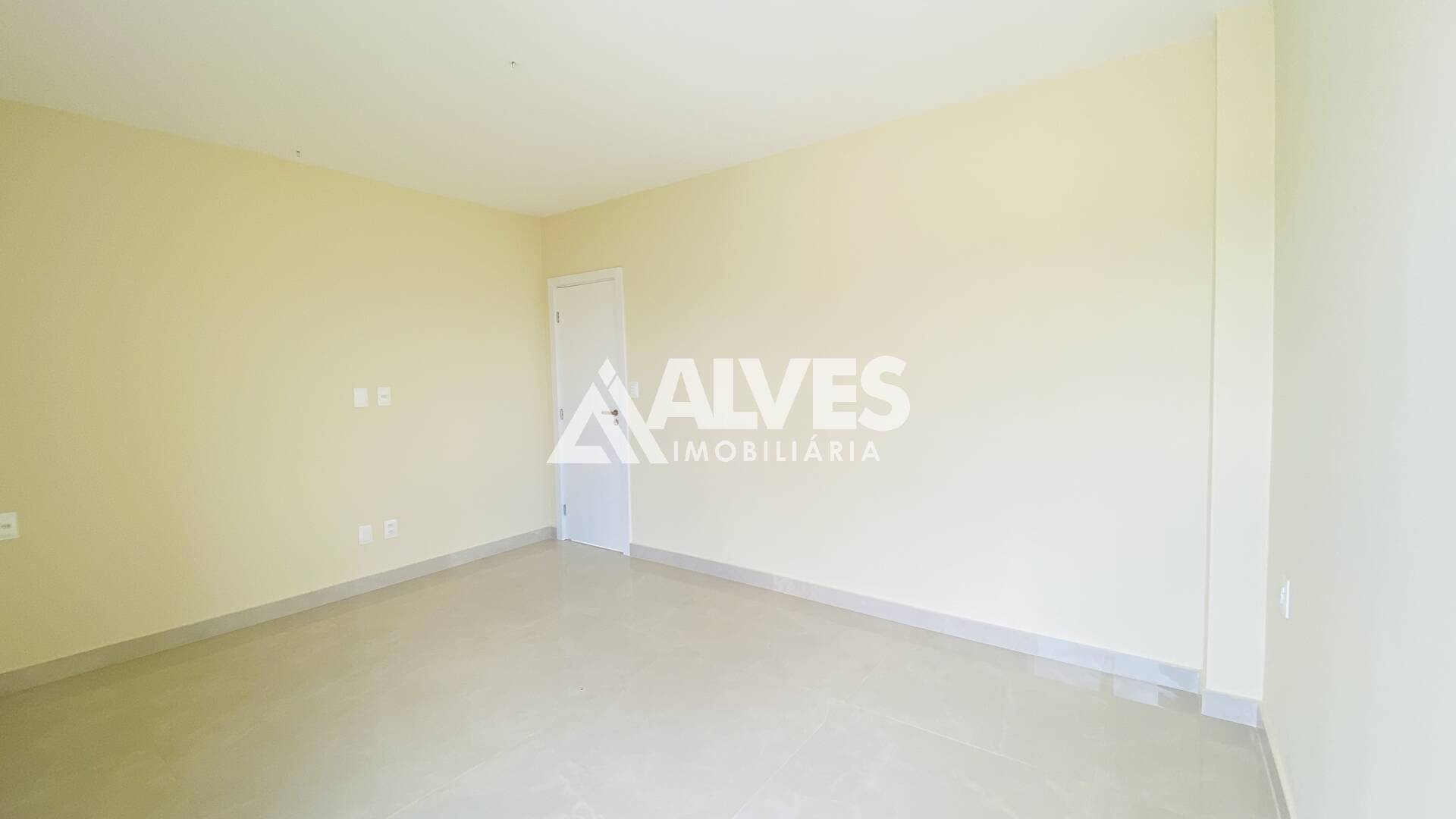 Casa de Condomínio à venda com 4 quartos, 244m² - Foto 33