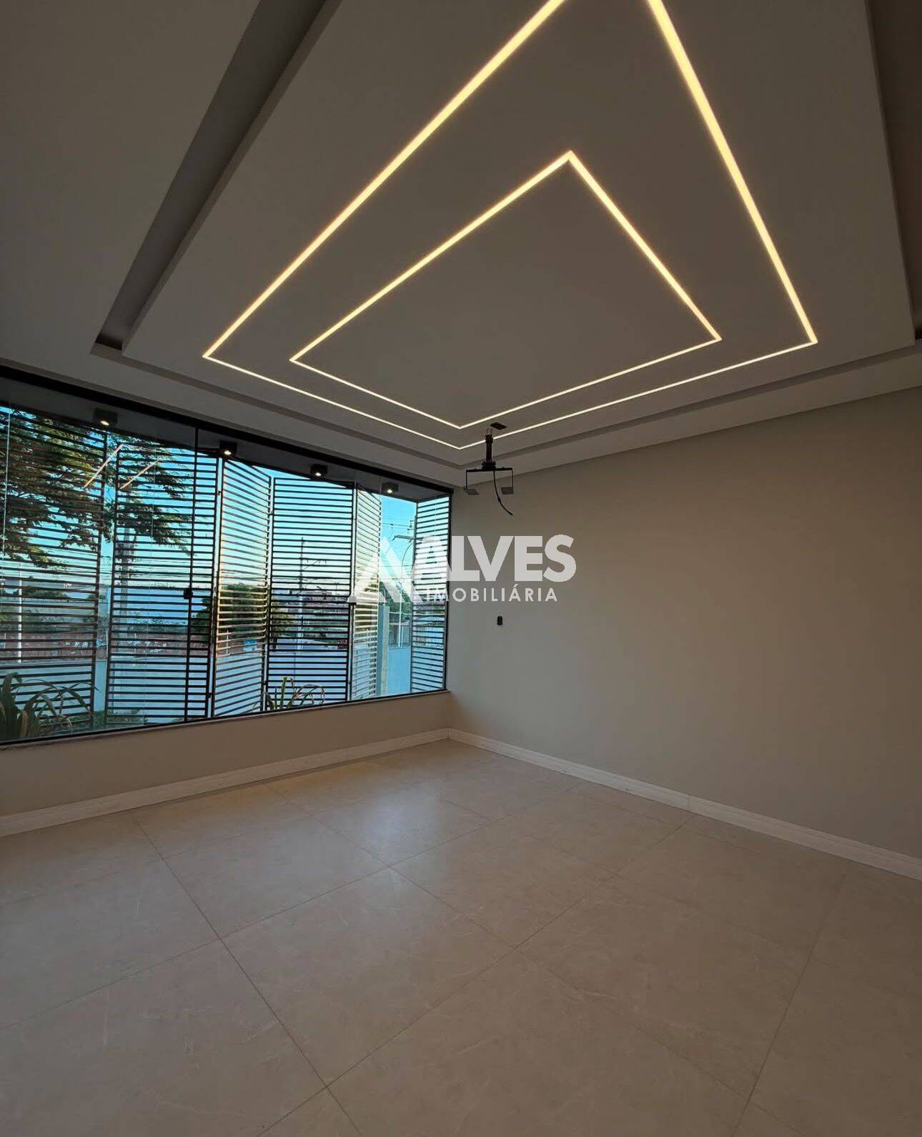 Casa de Condomínio à venda com 5 quartos, 242m² - Foto 11