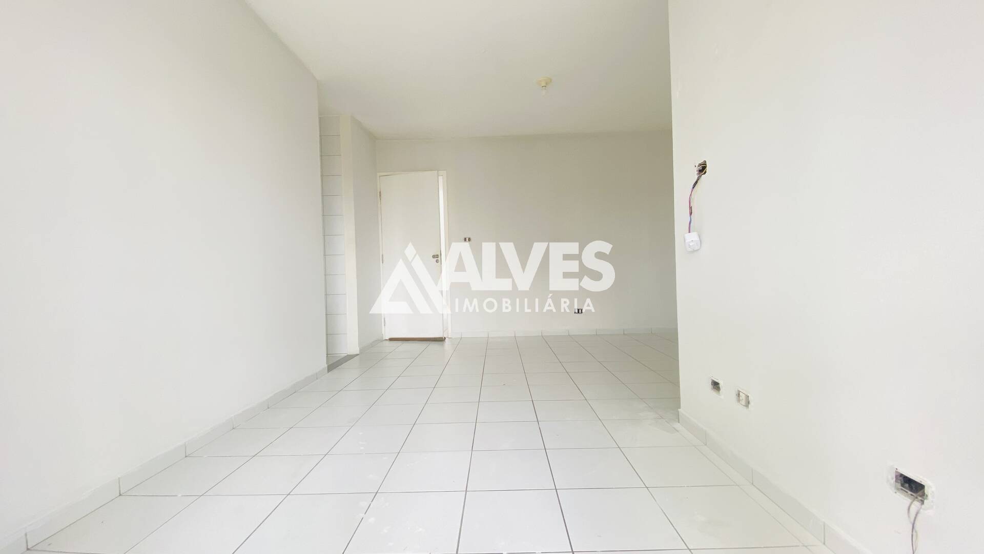 Apartamento à venda com 3 quartos, 70m² - Foto 4