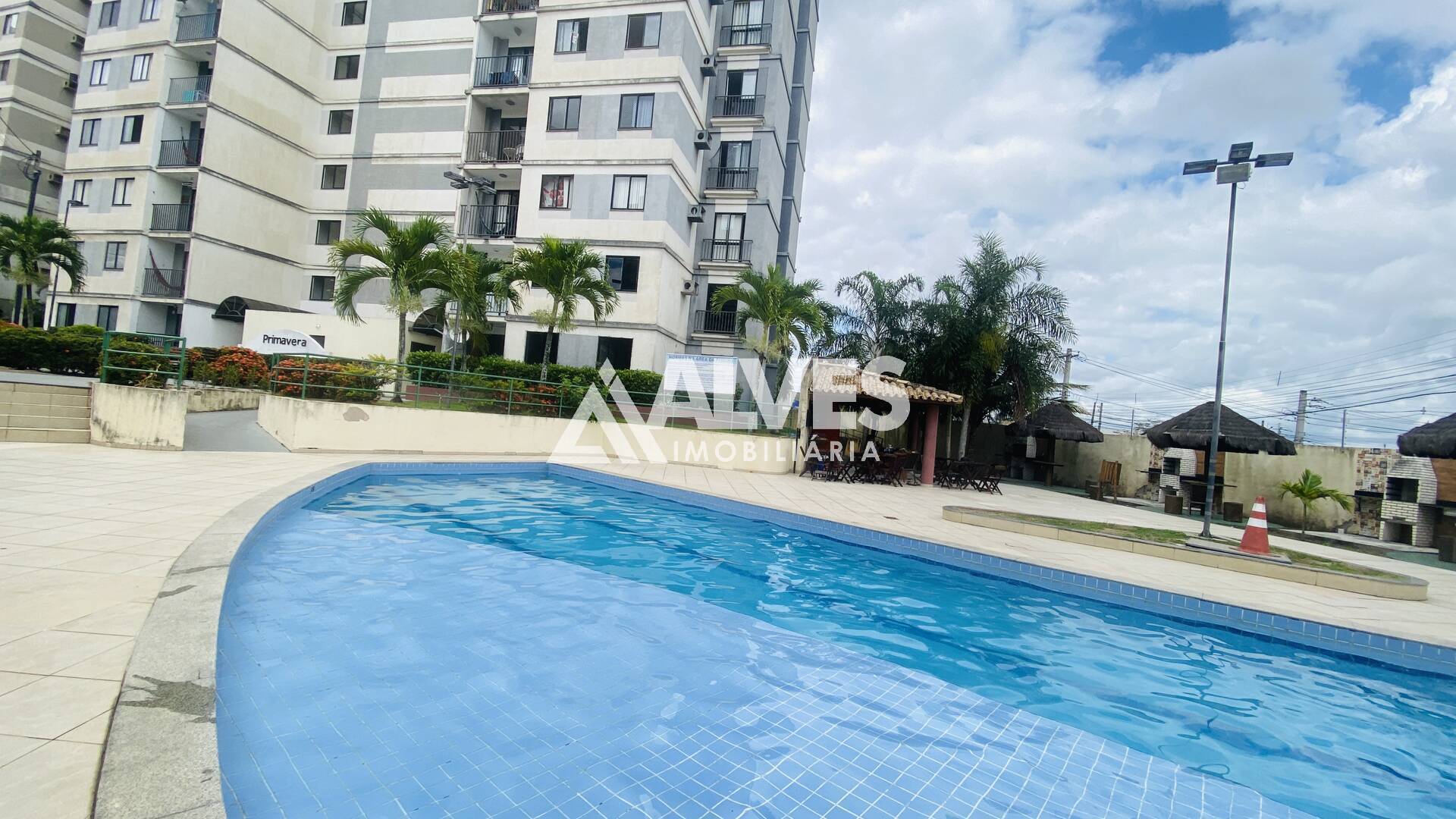 Apartamento à venda com 3 quartos, 70m² - Foto 1