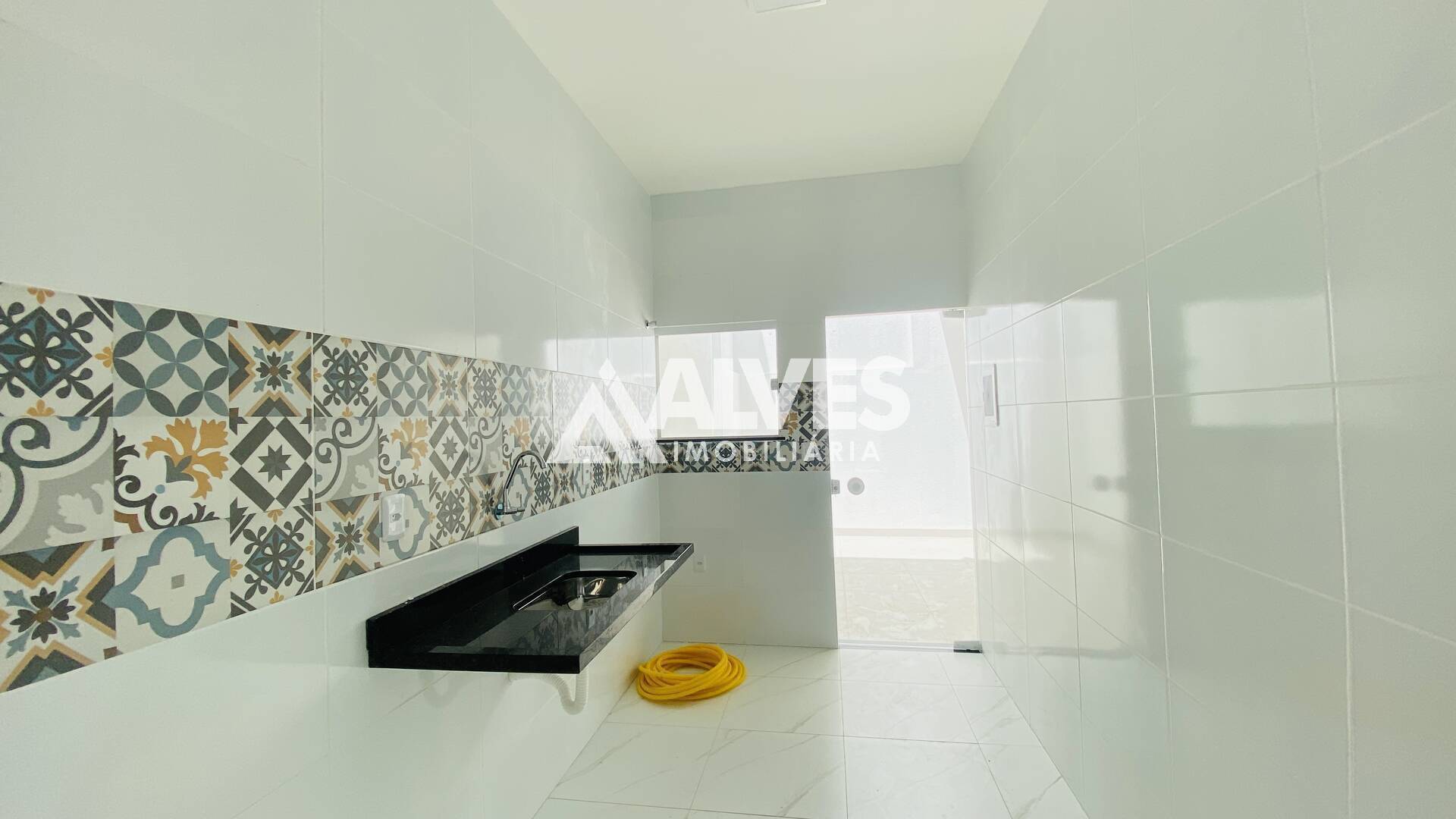 Casa à venda com 2 quartos, 72m² - Foto 7