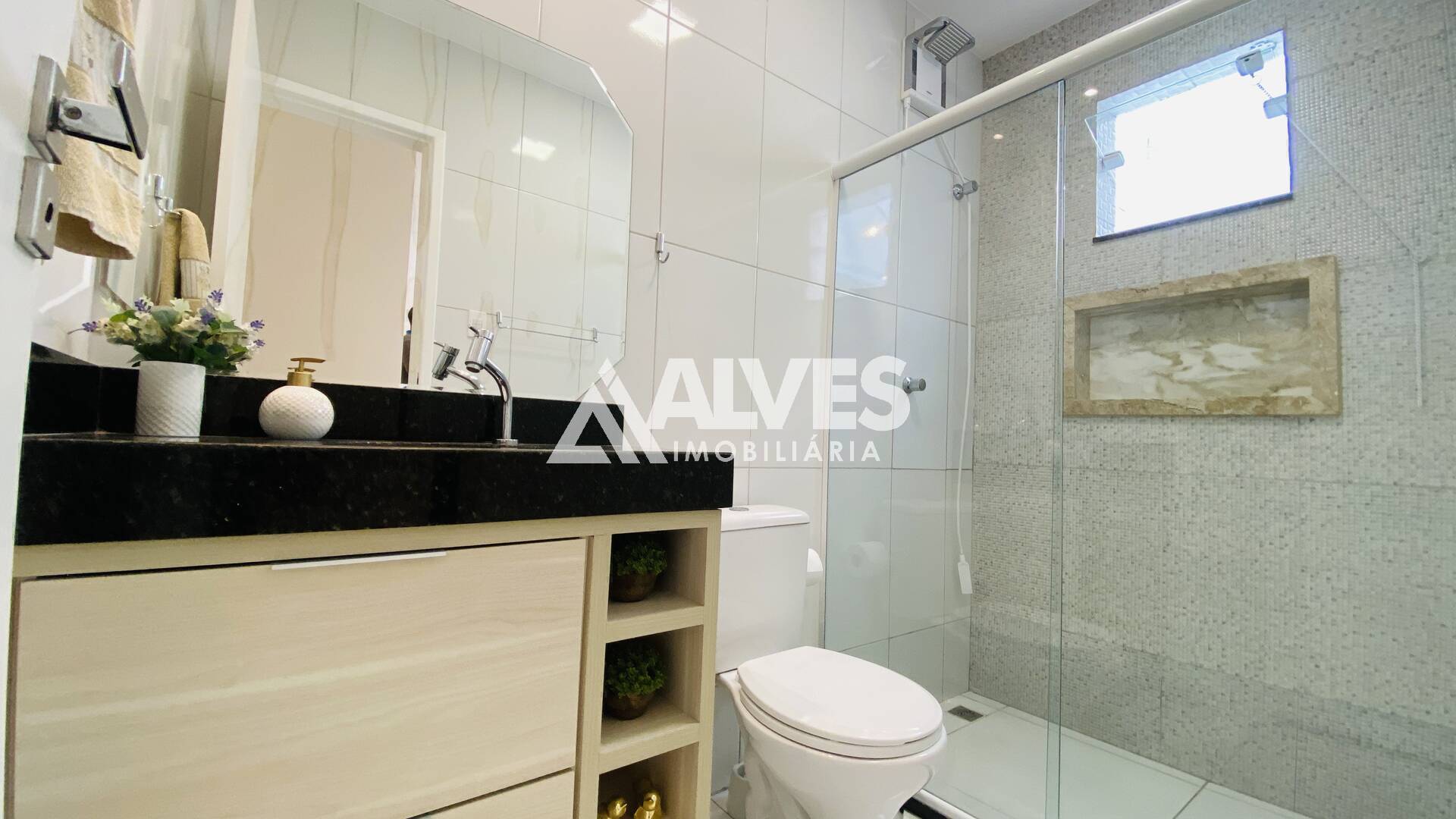 Casa à venda com 2 quartos, 94m² - Foto 4