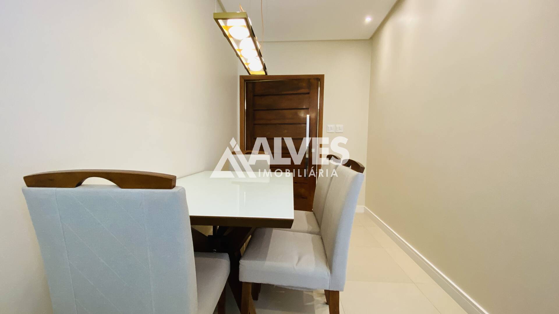 Casa à venda com 2 quartos, 94m² - Foto 12