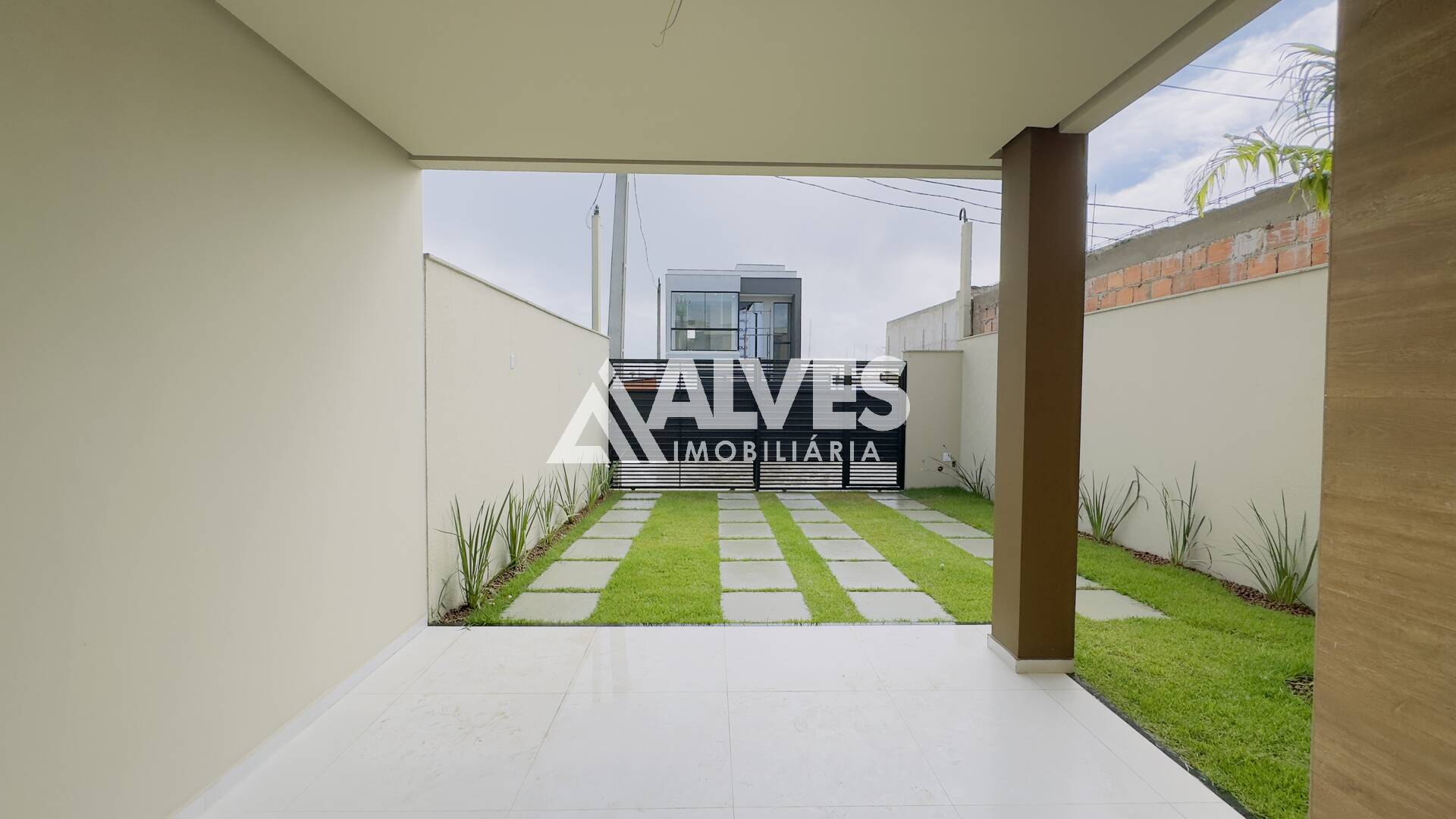 Casa à venda com 3 quartos, 118m² - Foto 4