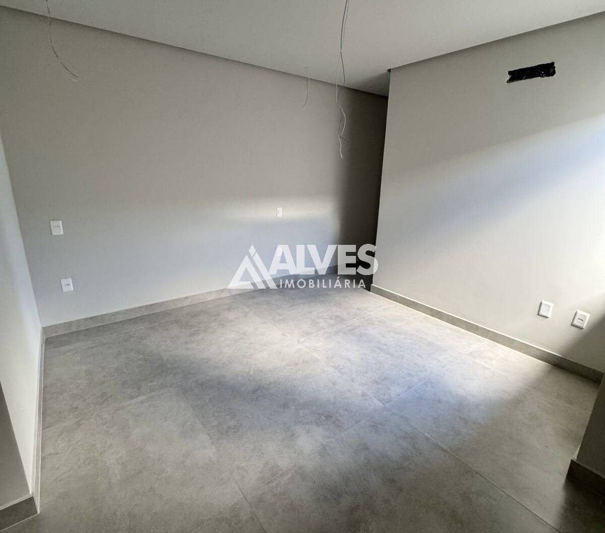 Casa à venda com 3 quartos, 85m² - Foto 7