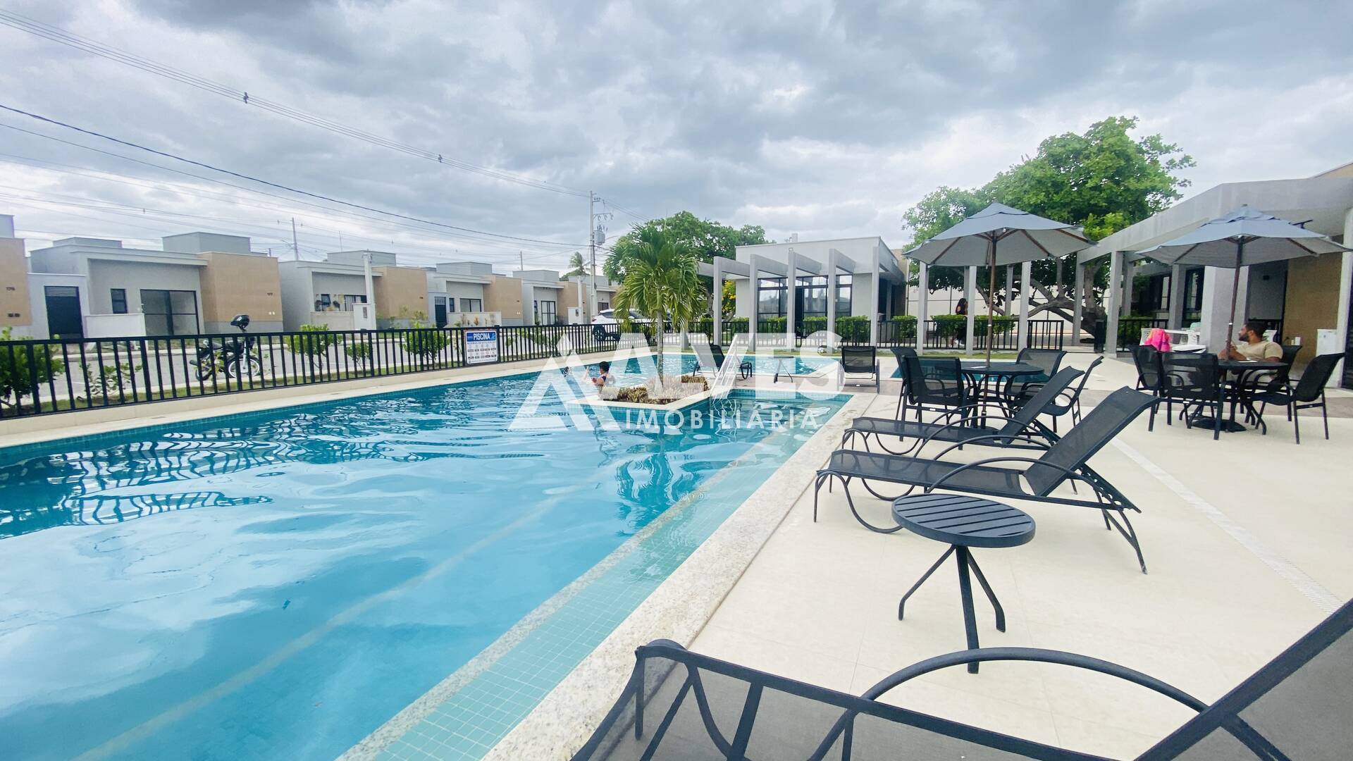 Casa de Condomínio à venda com 2 quartos, 54m² - Foto 1