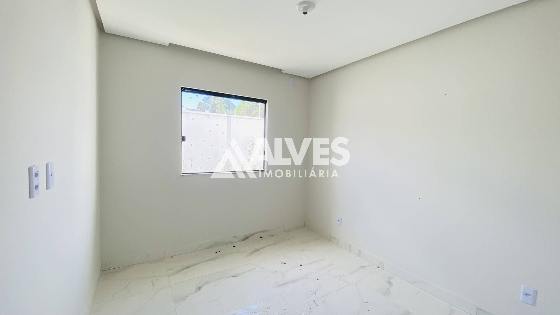 Casa à venda com 3 quartos, 78m² - Foto 5