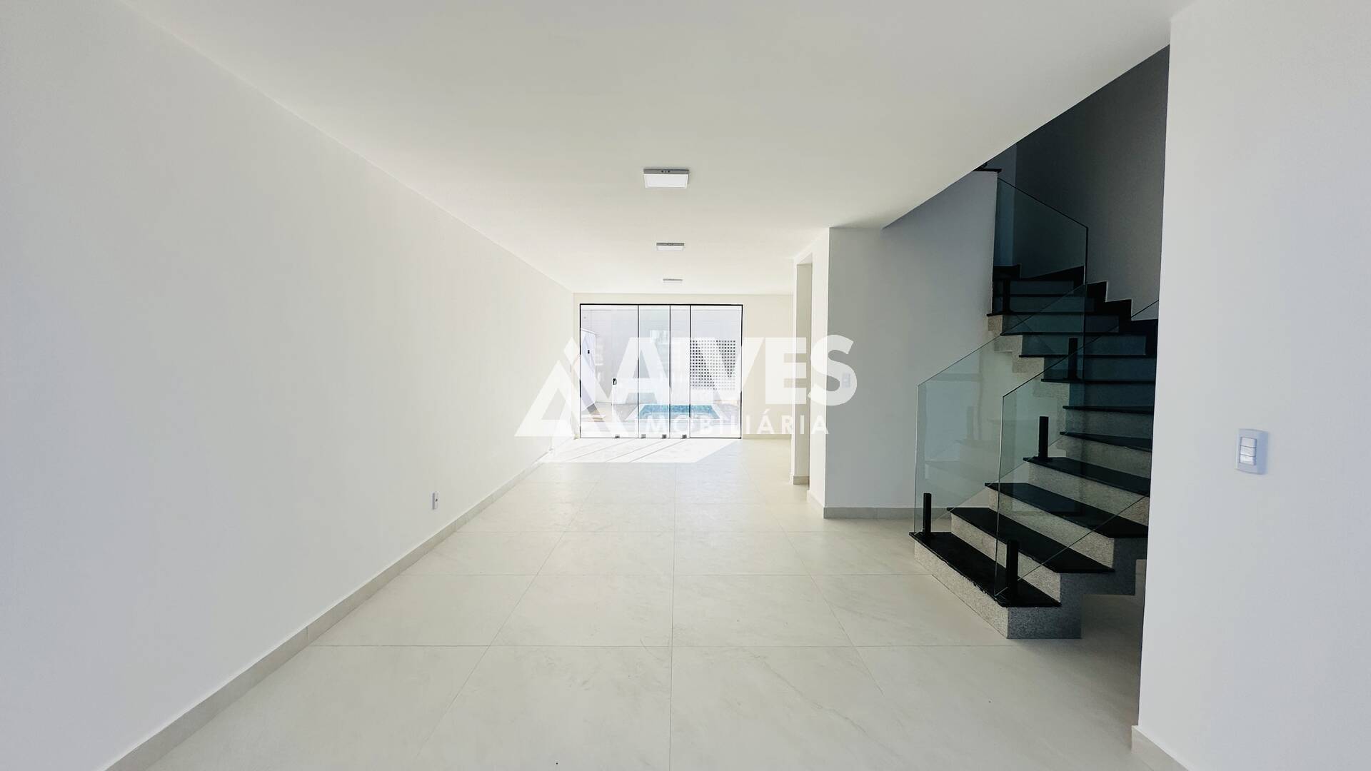Casa à venda com 3 quartos, 175m² - Foto 6