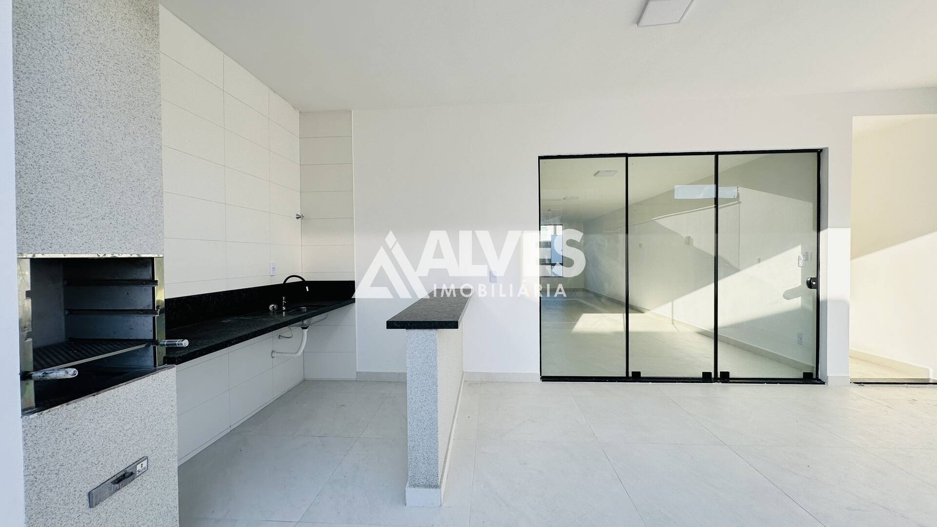 Casa à venda com 3 quartos, 175m² - Foto 11