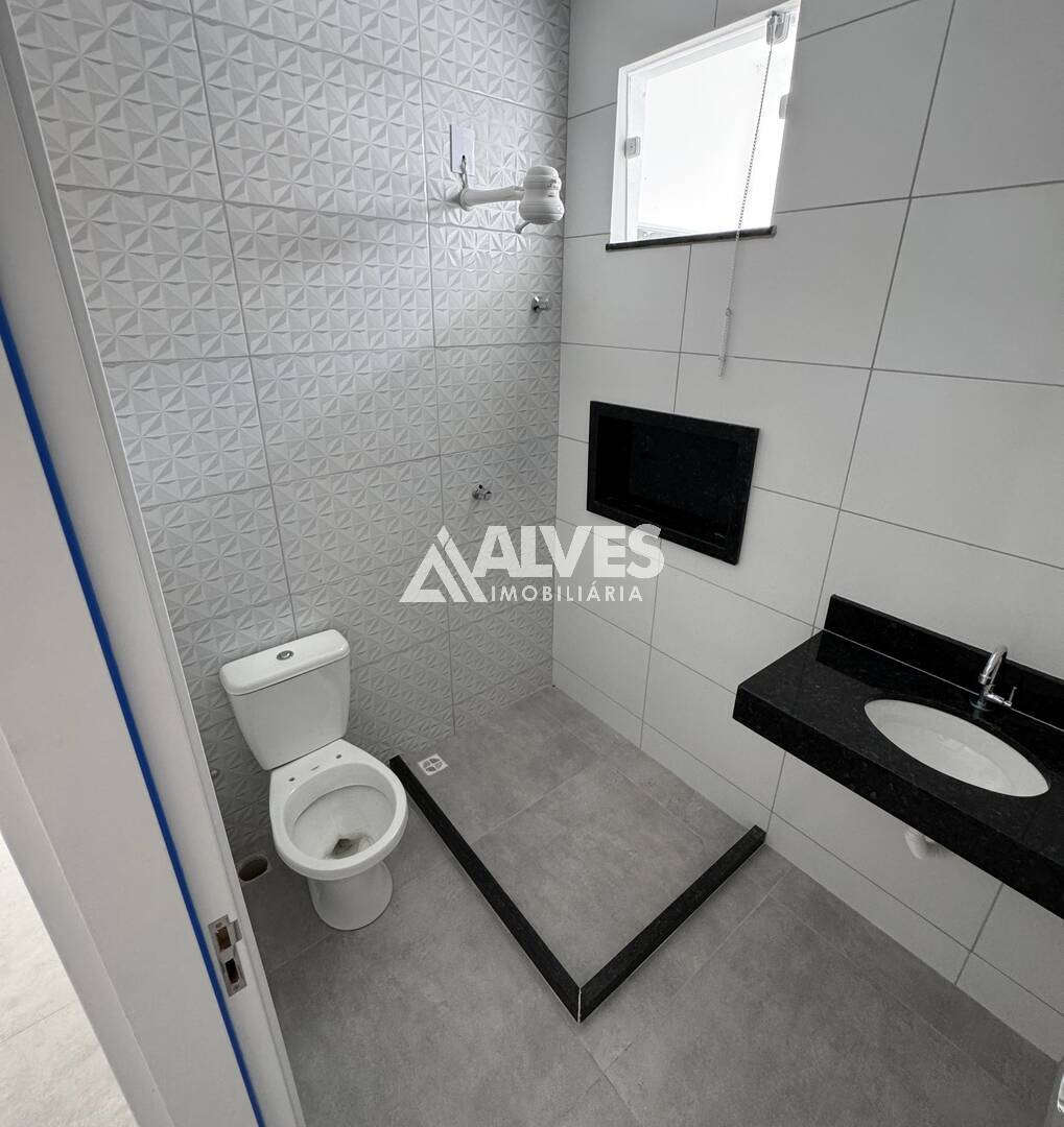 Casa à venda com 2 quartos, 68m² - Foto 5