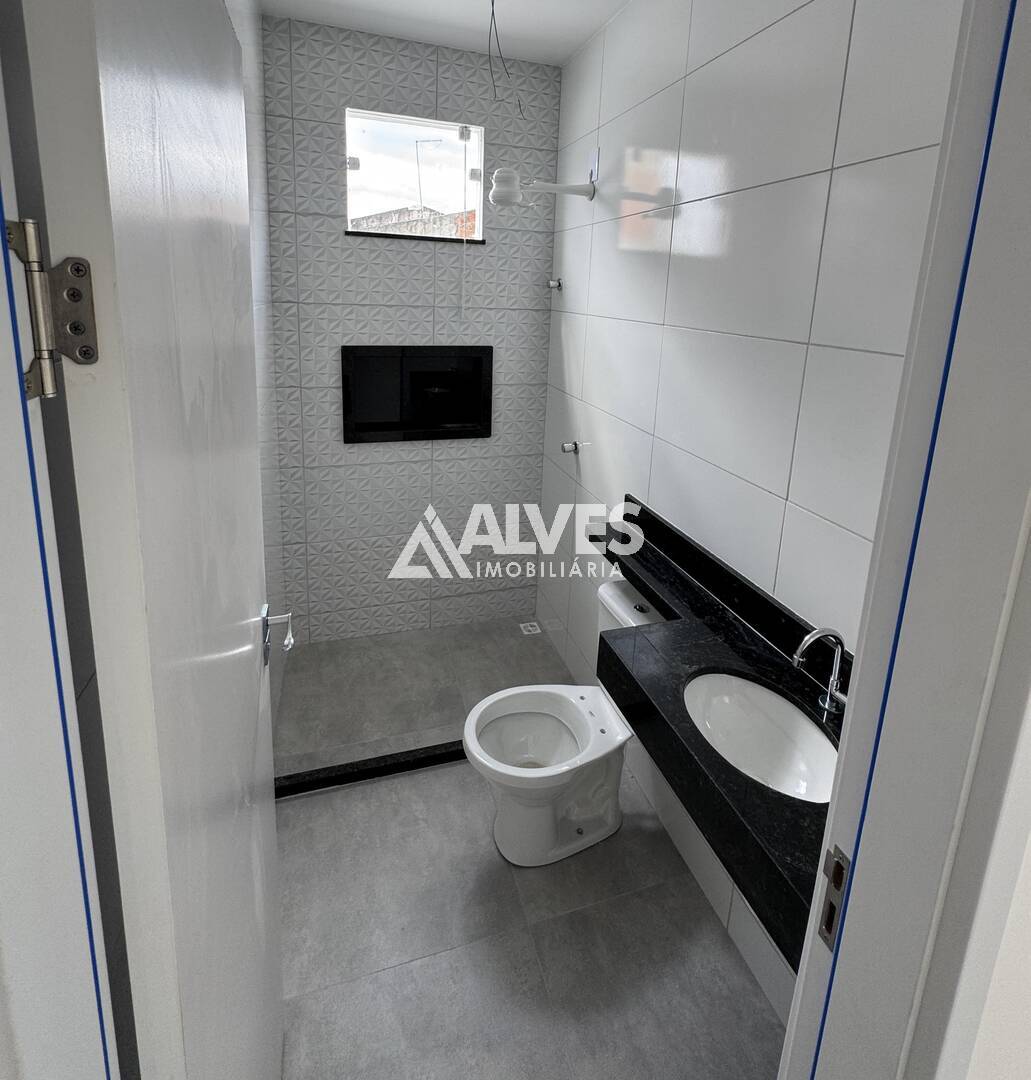 Casa à venda com 2 quartos, 68m² - Foto 10