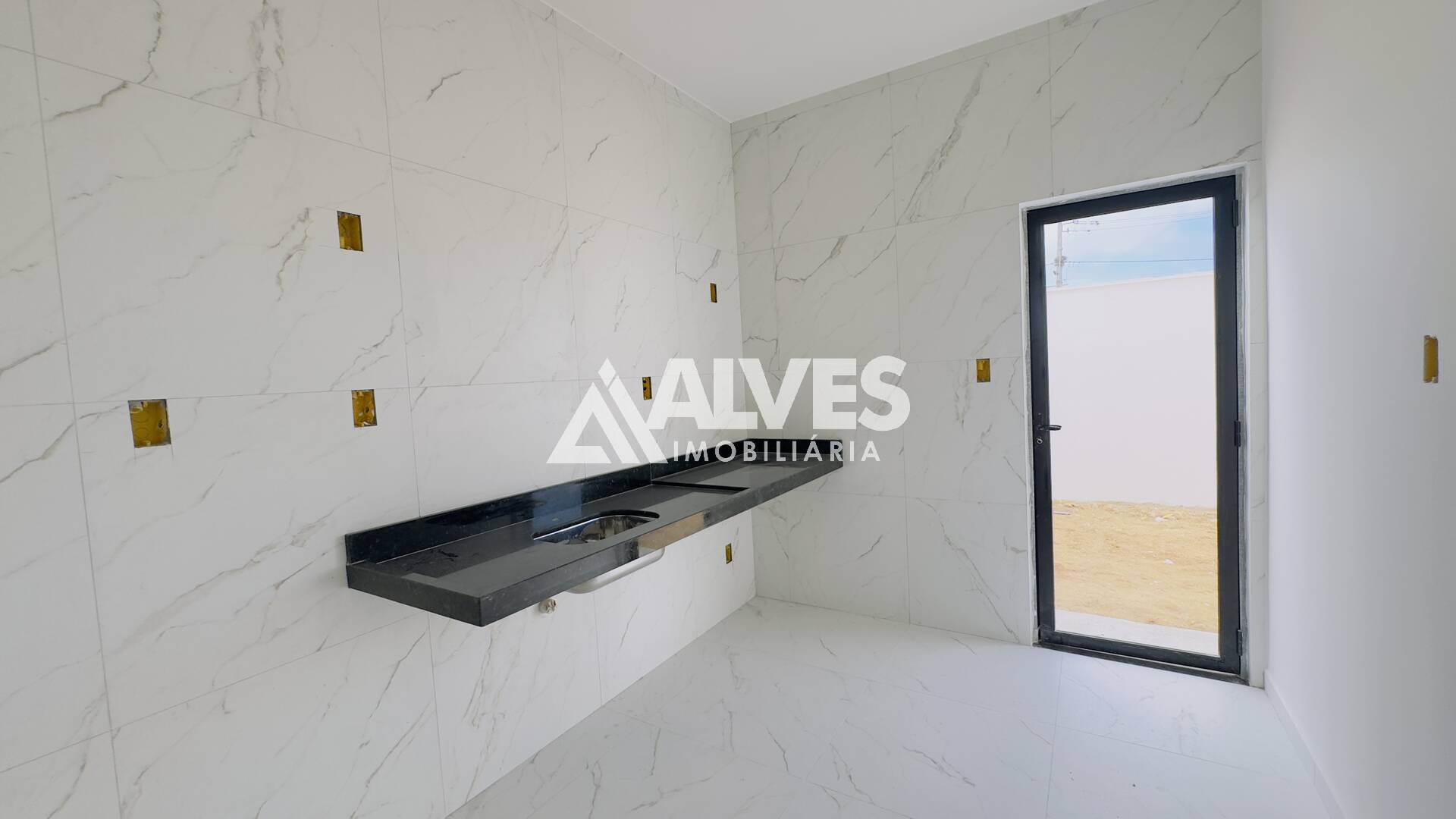 Casa à venda com 2 quartos, 64m² - Foto 8