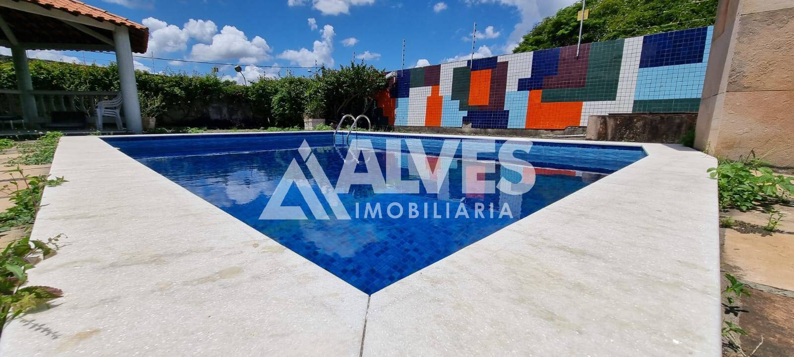 Casa, 4 quartos, 200 m² - Foto 1