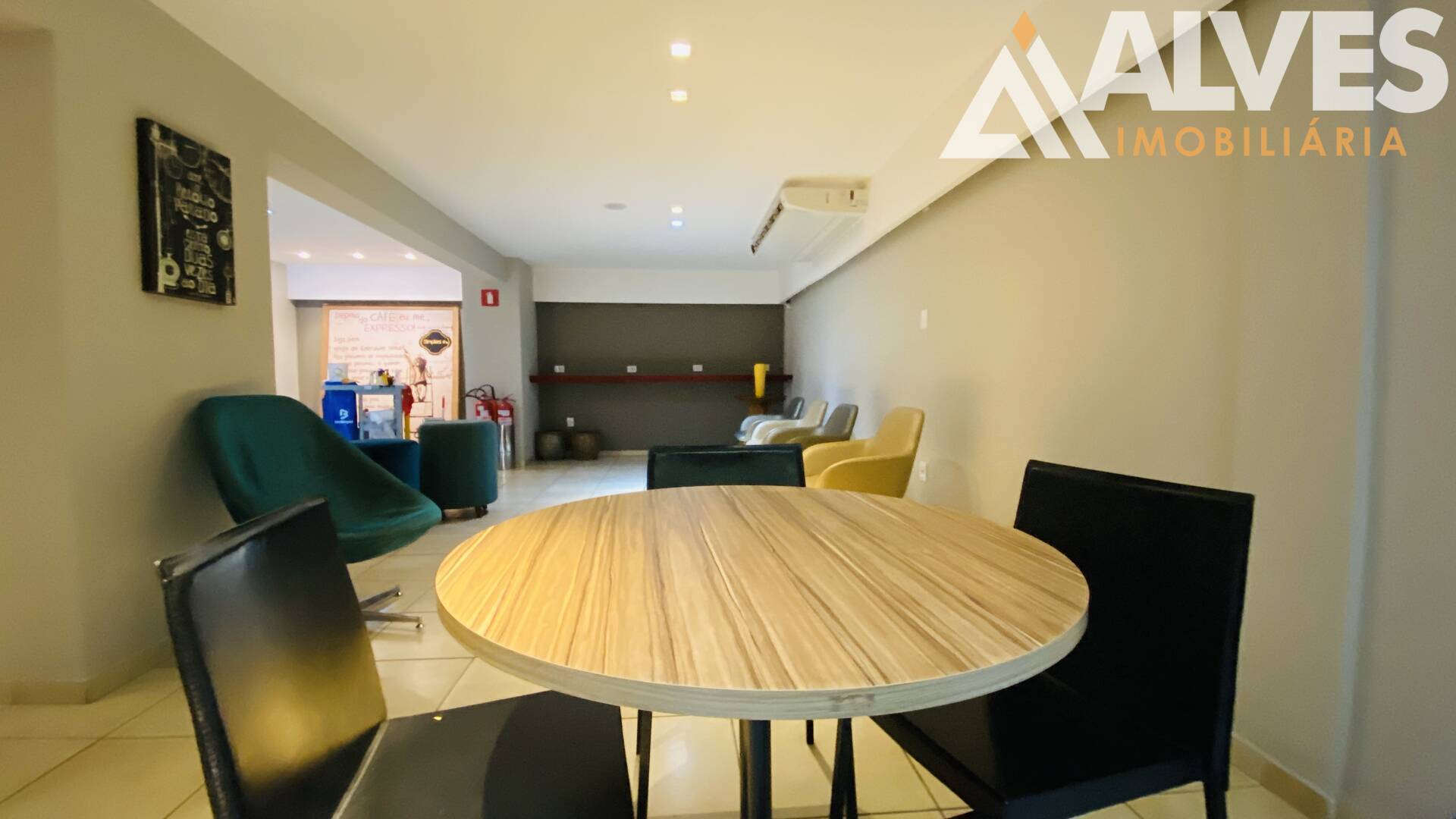 Apartamento, 1 quarto, 60 m² - Foto 2