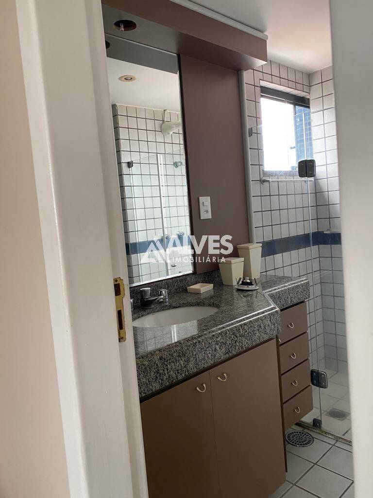 Apartamento para alugar com 4 quartos, 162m² - Foto 9