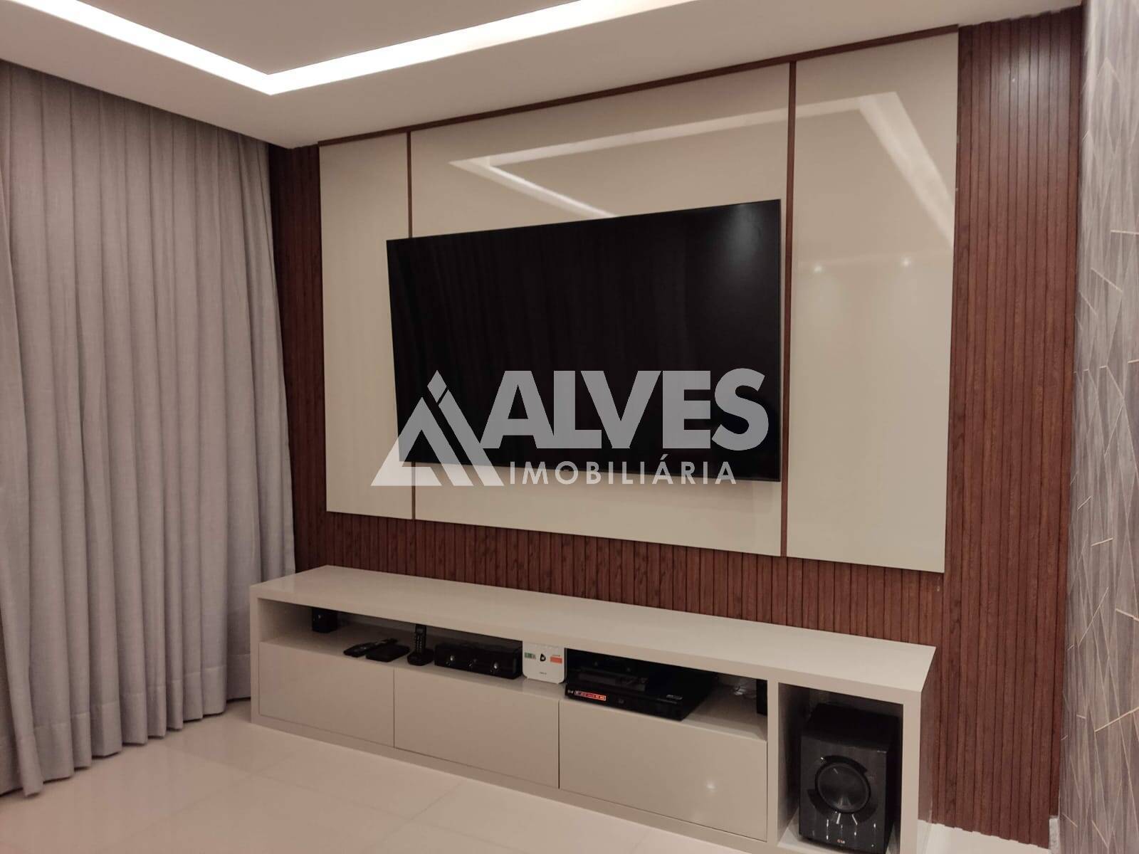 Casa, 3 quartos, 250 m² - Foto 13