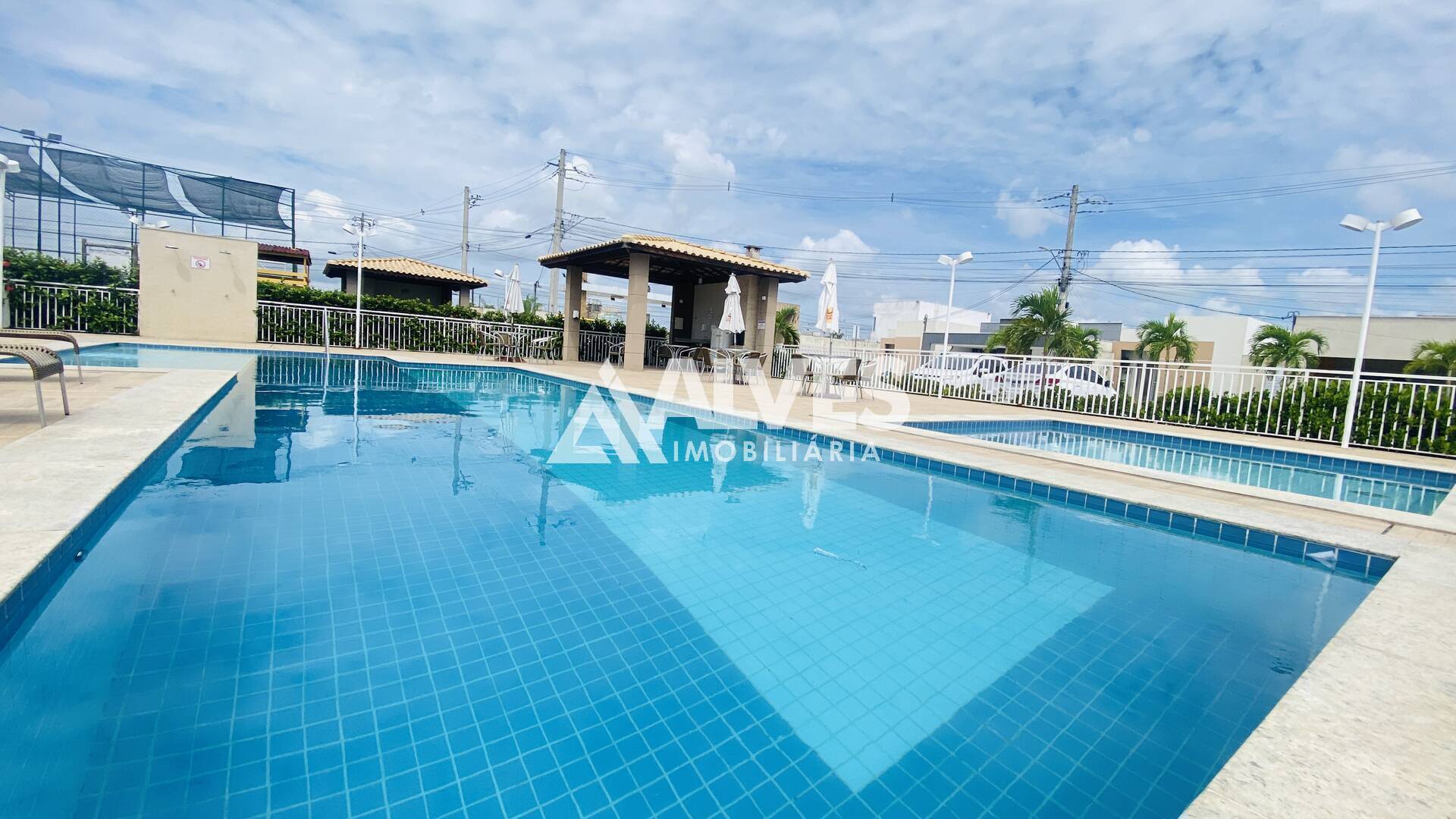 Casa de Condomínio à venda com 2 quartos, 60m² - Foto 2