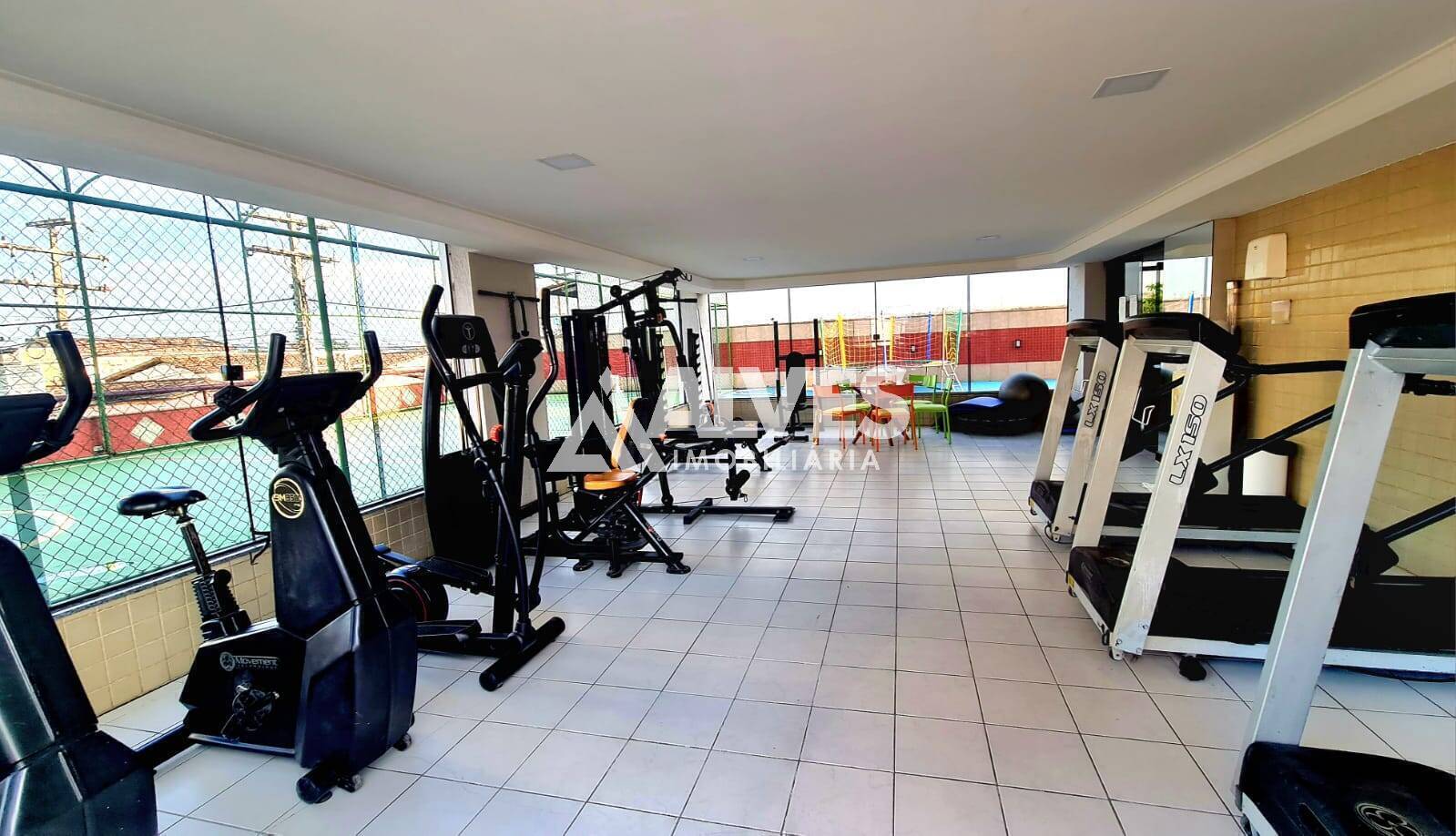 Apartamento à venda com 4 quartos, 150m² - Foto 23