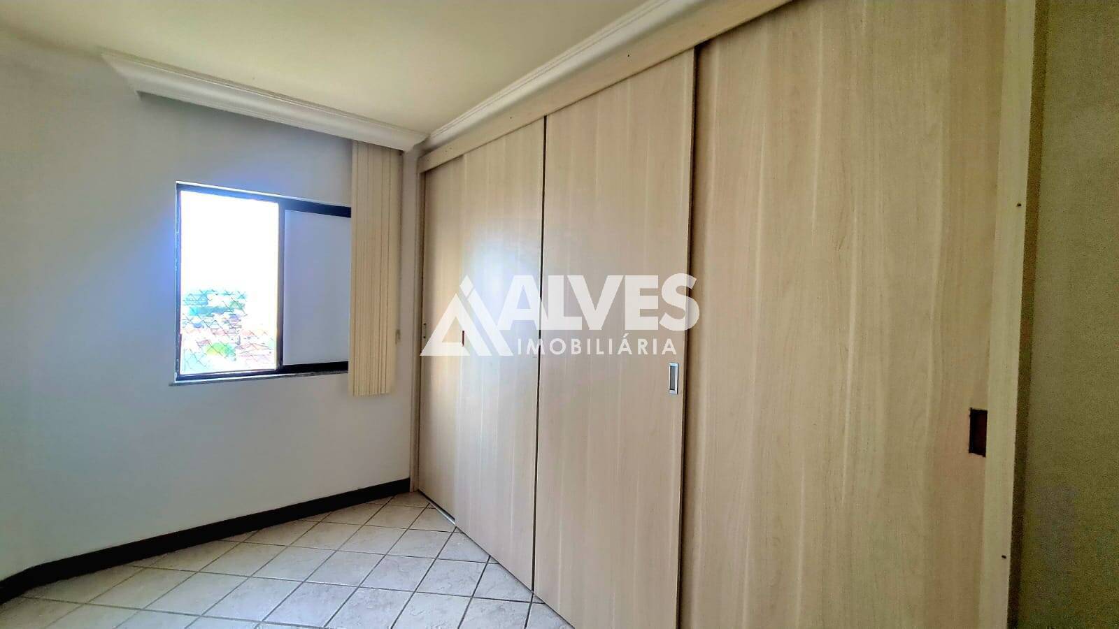 Apartamento à venda com 4 quartos, 150m² - Foto 12
